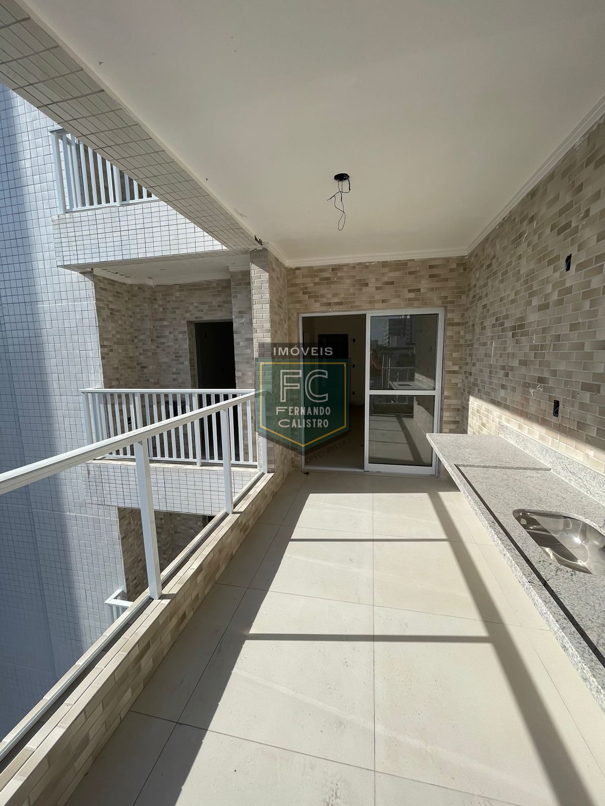 Apartamento alto padrão 2 dormitórios (1 suites), varanda gourmet c/ vista mar, lazer completo, 2 vagas, quadra da praia, guilhermina, praia grande/sp