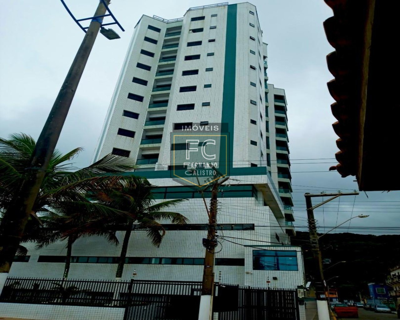 Locação definitiva: apartamento alto padrão 2 dormitórios (1 suíte) c/ vista p/ o mar, 75m², lazer completo frente mar, centro histórico, mongaguá sp