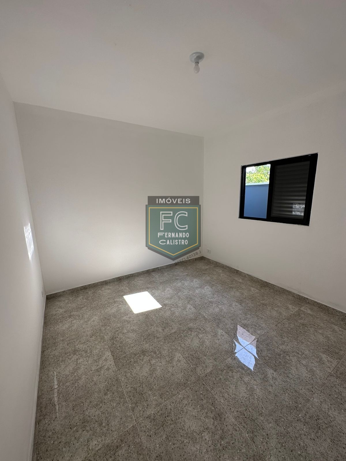 Casas novas prontas para morar, 2 dormitórios (1 suíte), quintal c/ piscina, área gourmet c/ churrasqueira, 2 vagas, 750 mts da praia, itanhaém - sp