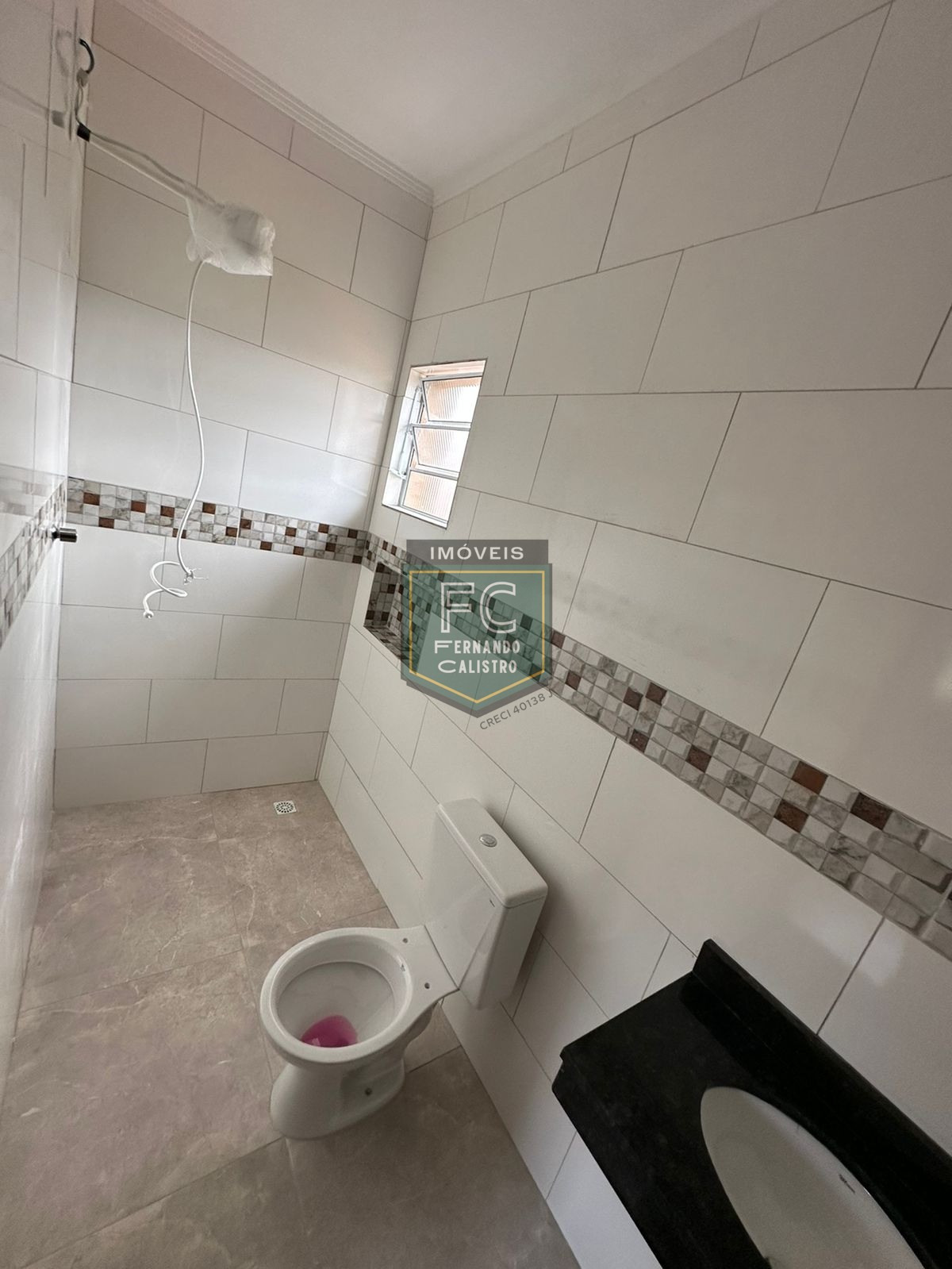 Sobrados Novos 2 Dormitórios (2 Suítes), Condomínio Fechado, Quintal c/ Piscina e Churrasqueira, Financia Banco, Lado Praia, Cibratel II, Itanhaém SP