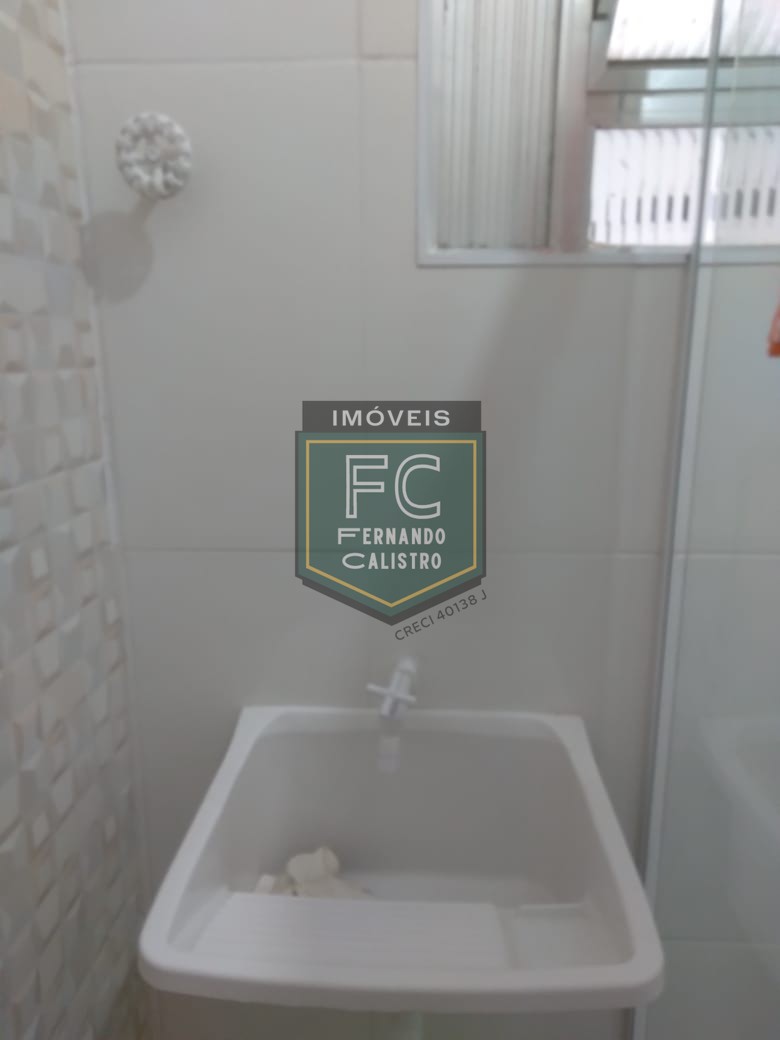 Ótimo investimento p/ locação de temporada! kitnet no 2º andar de escadas, mobiliado, decorado, próximo ao comércio e a praia, ocian, praia grande sp