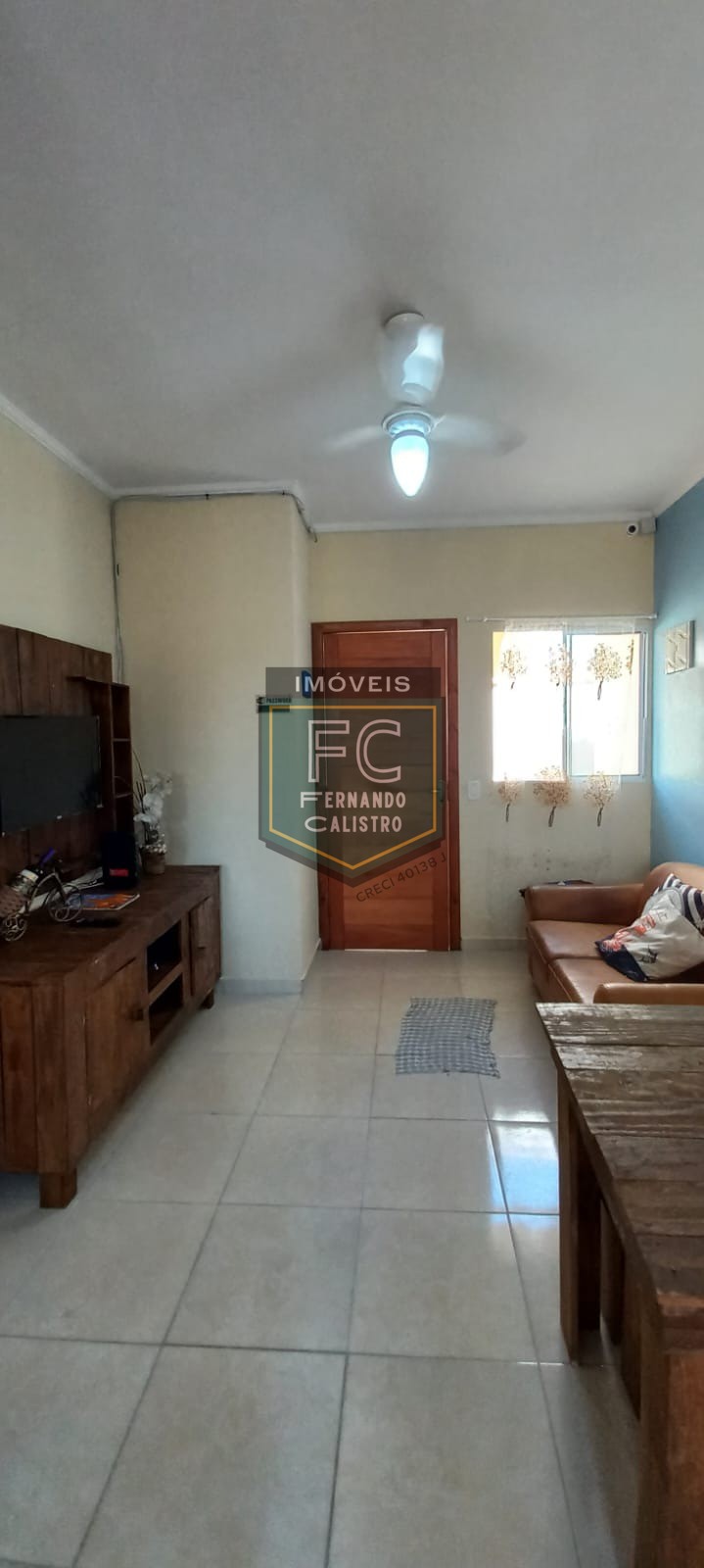 Casa Térrea na Praia em Condomínio Fechado, Mobiliada, 2 Dormitórios, Quintal c/ Piscina e Churrasqueira, 1 Vaga, Financia, Cibratel II, Itanhaém SP