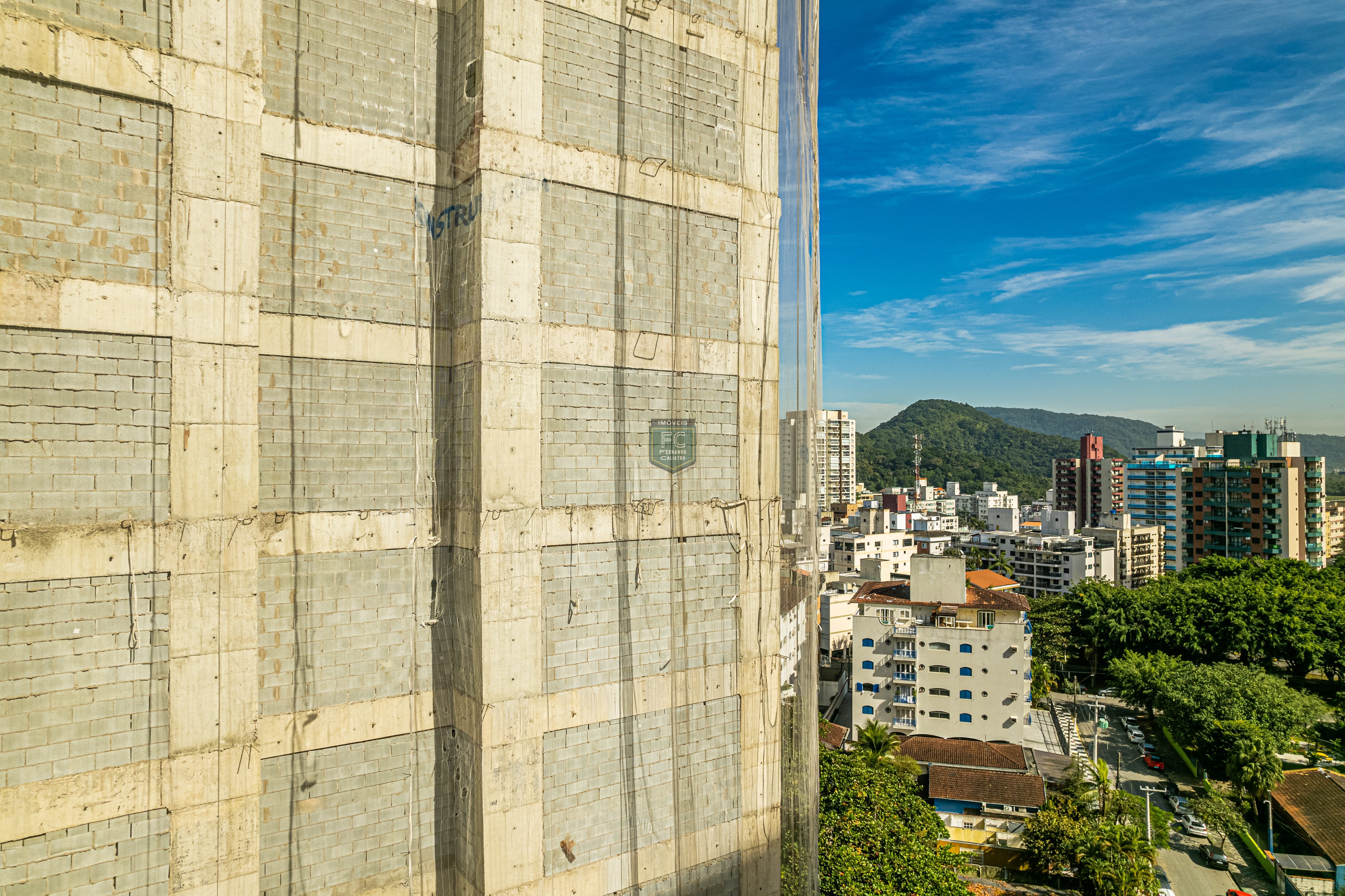 Investimento guarujá: apartamento alto padrão 2 dormitórios (1 suíte), varanda gourmet, 2 vagas, lazer de clube, financ. Direto, v. Alzira, guarujá sp