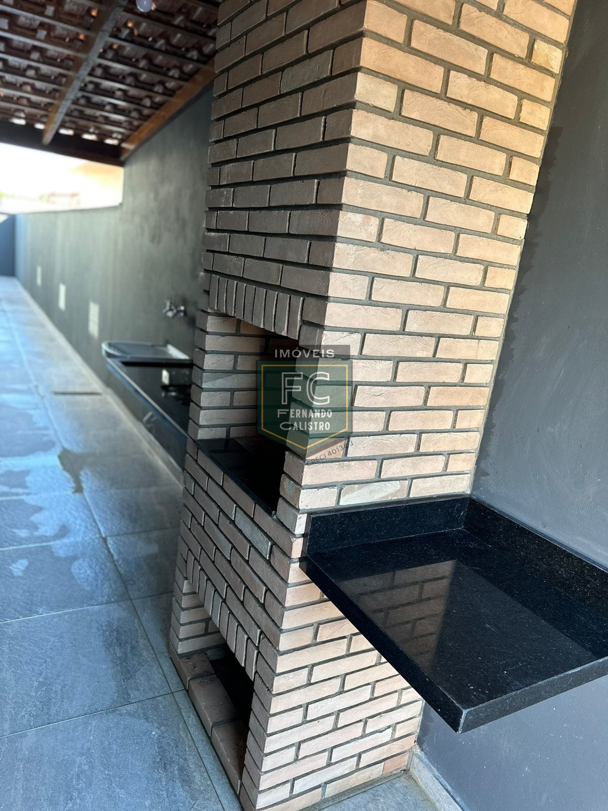 Casas novas prontas para morar, 2 dormitórios (1 suíte), quintal c/ piscina, área gourmet c/ churrasqueira, 2 vagas, 750 mts da praia, itanhaém - sp