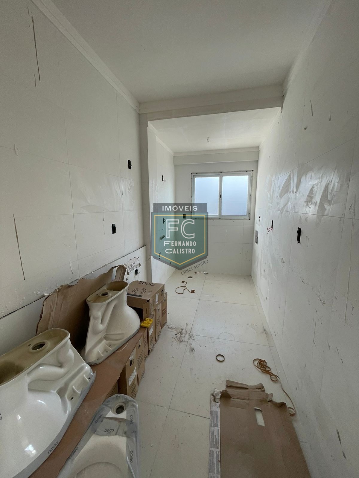 Apartamento alto padrão 2 dormitórios (1 suites), varanda gourmet c/ vista mar, lazer completo, 2 vagas, quadra da praia, guilhermina, praia grande/sp