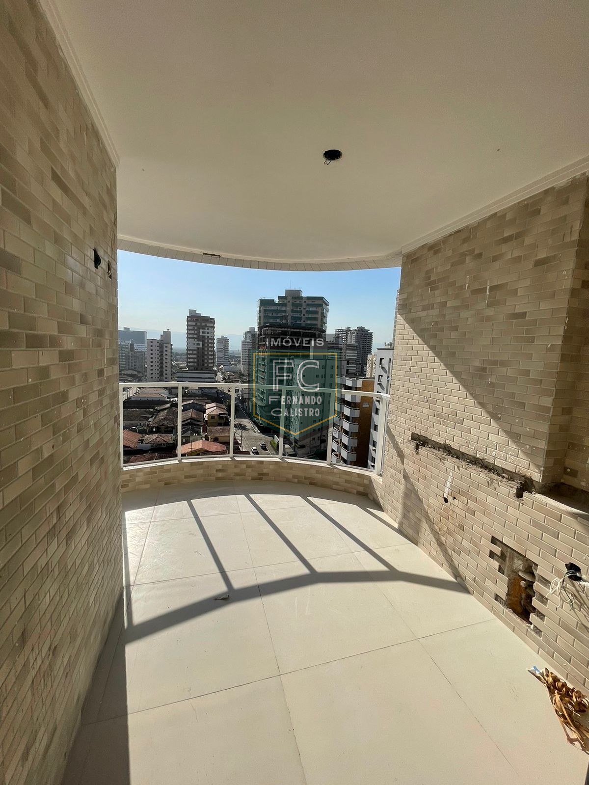 Apartamento alto padrão 2 dormitórios (1 suites), varanda gourmet c/ vista mar, lazer completo, 2 vagas, quadra da praia, guilhermina, praia grande/sp