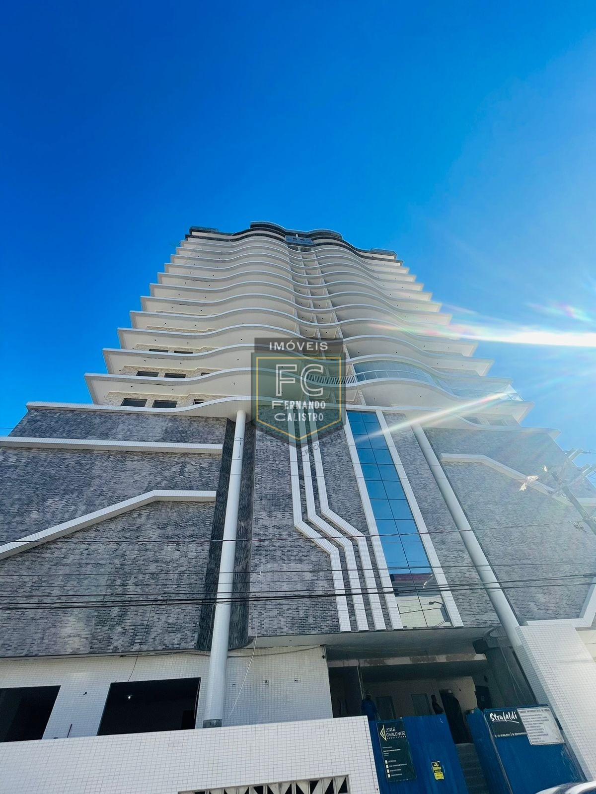 Apartamento alto padrão 3 dormitórios (3 suítes), varanda go