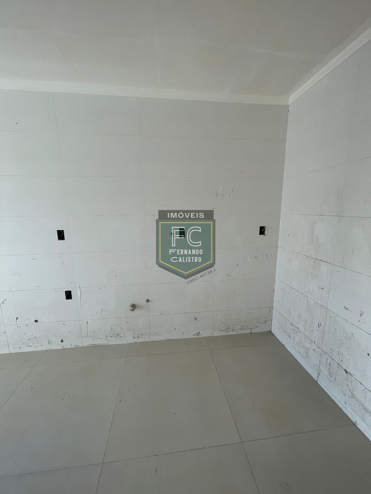 Apartamento alto padrão 2 dormitórios (1 suites), varanda gourmet c/ vista mar, lazer completo, 2 vagas, quadra da praia, guilhermina, praia grande/sp