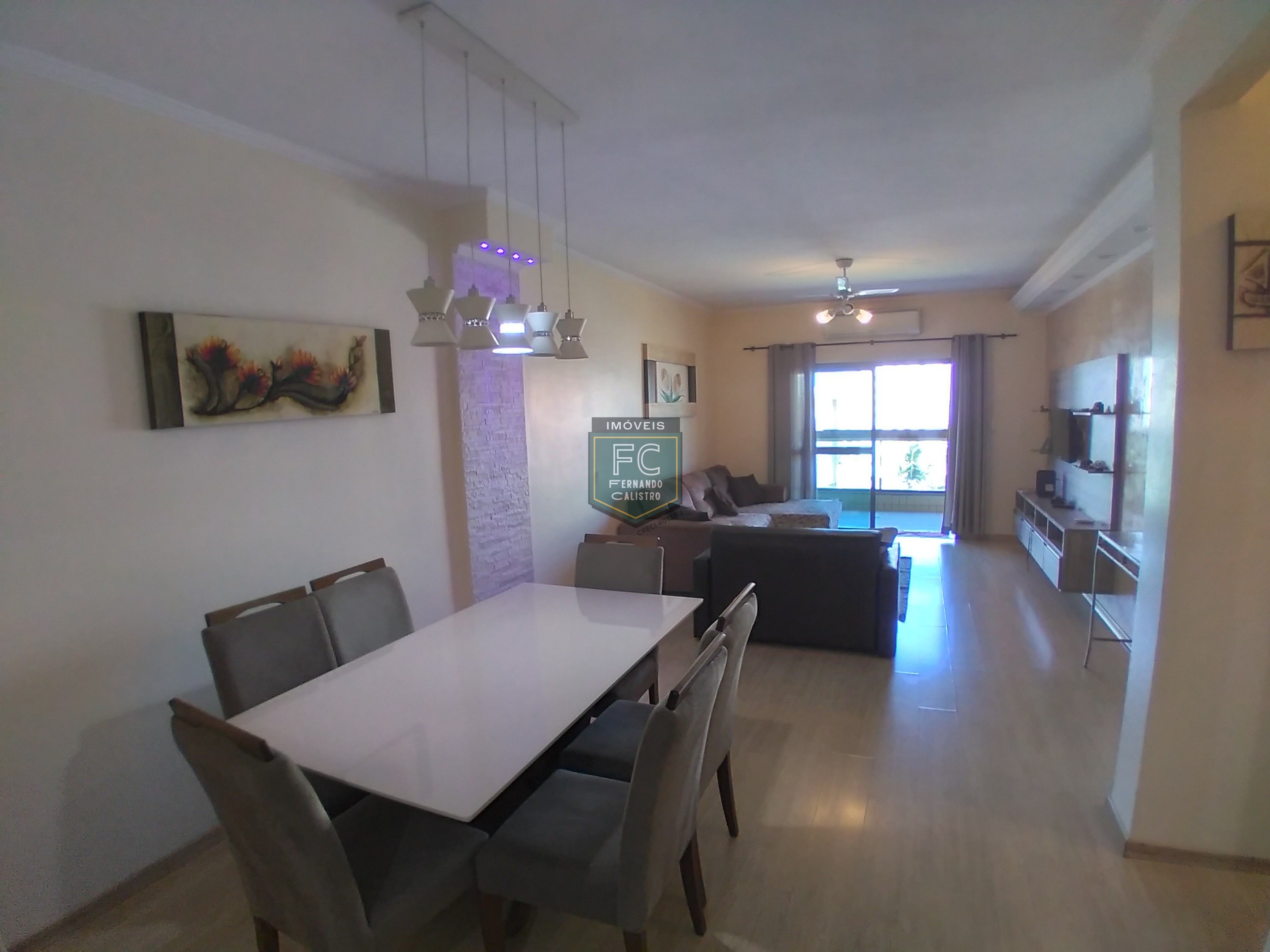 Apartamento 3 Dormitórios (1 Suíte) Frente, Varanda Envidraçada c/ Vista Mar, Móveis Planejados, Condomínio Clube de Luxo, Local Nobre, Mongaguá SP