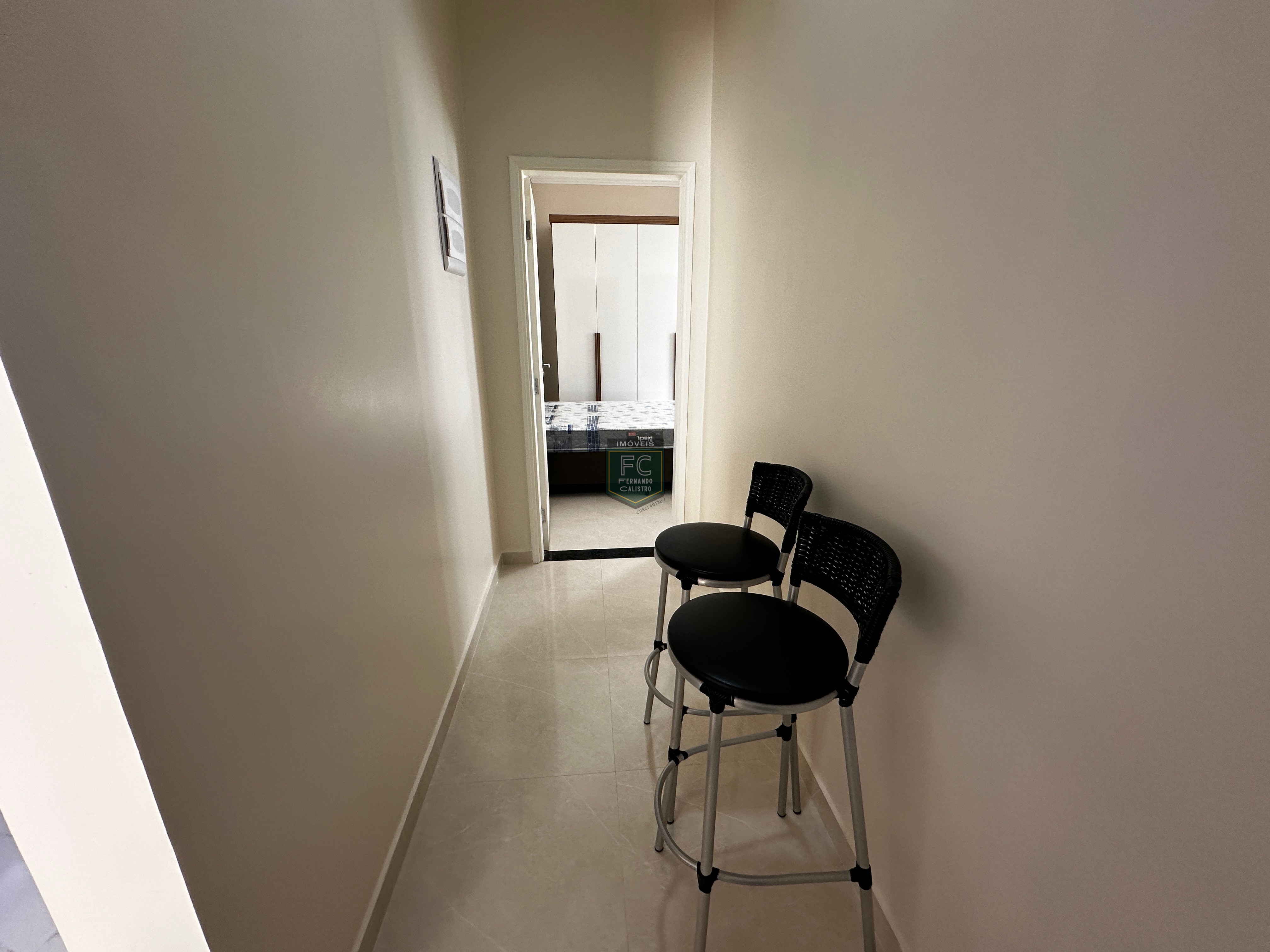 Casa Lote Inteiro 3 Suítes (1 na Edícula), Mobiliada, Ar Condicionado, Piscina, Espaço Gourmet, 3 Vagas, 35 mts da Praia, Bal Flórida, Praia Grande SP