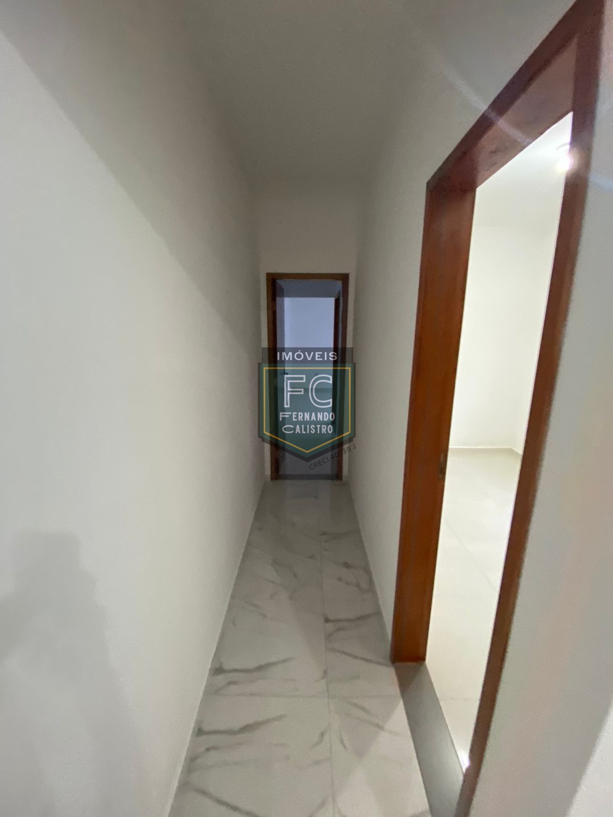 Casa térrea nova 2 dormitórios (1 suíte), quintal, piscina, 