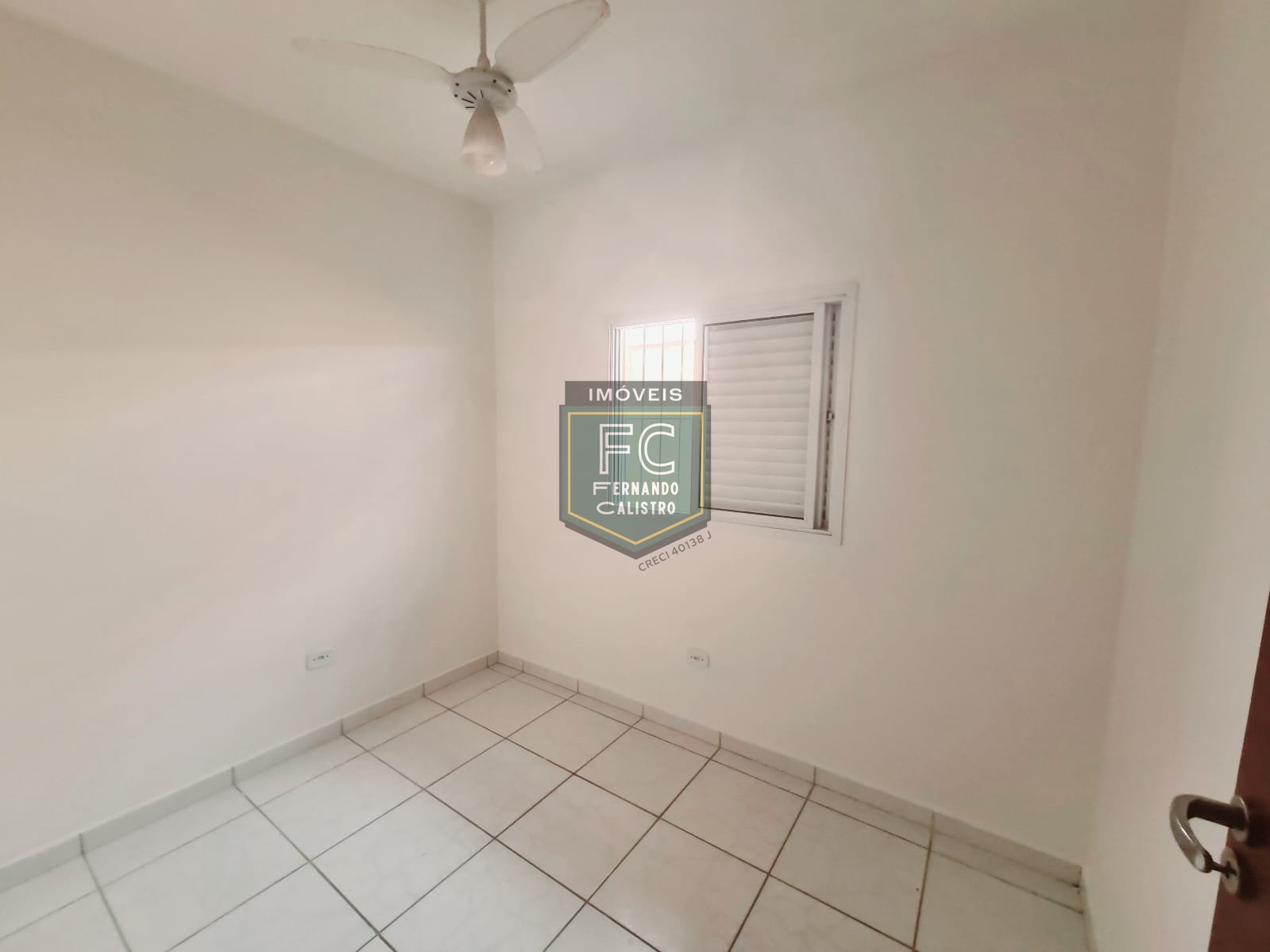 Casa térrea 3 dormitórios (1 suíte) reformada, área gourmet 