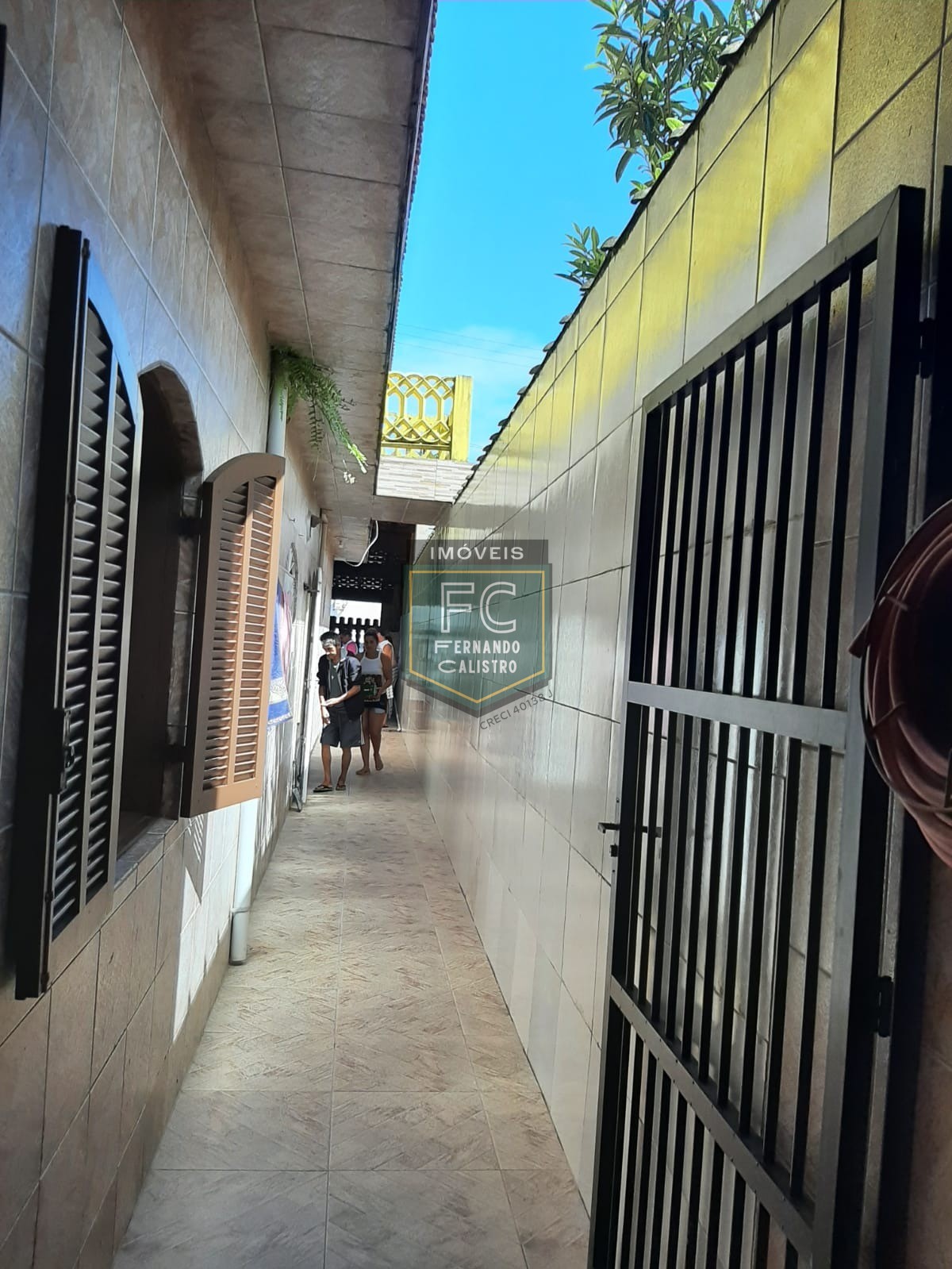 Imóvel c/ 2 casas p/ uso residencial / comercial, reformado,