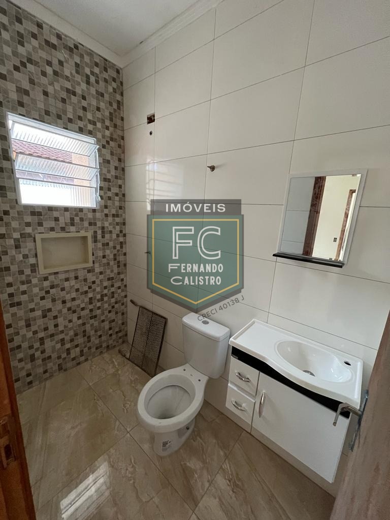 Casa Térrea Nova 2 Dormitórios (1 Suíte), Quintal, Piscina, Área Gourmet, Churrasqueira, 2 Vagas, Financiamento Bancário, Perto da Praia, Itanhaém SP