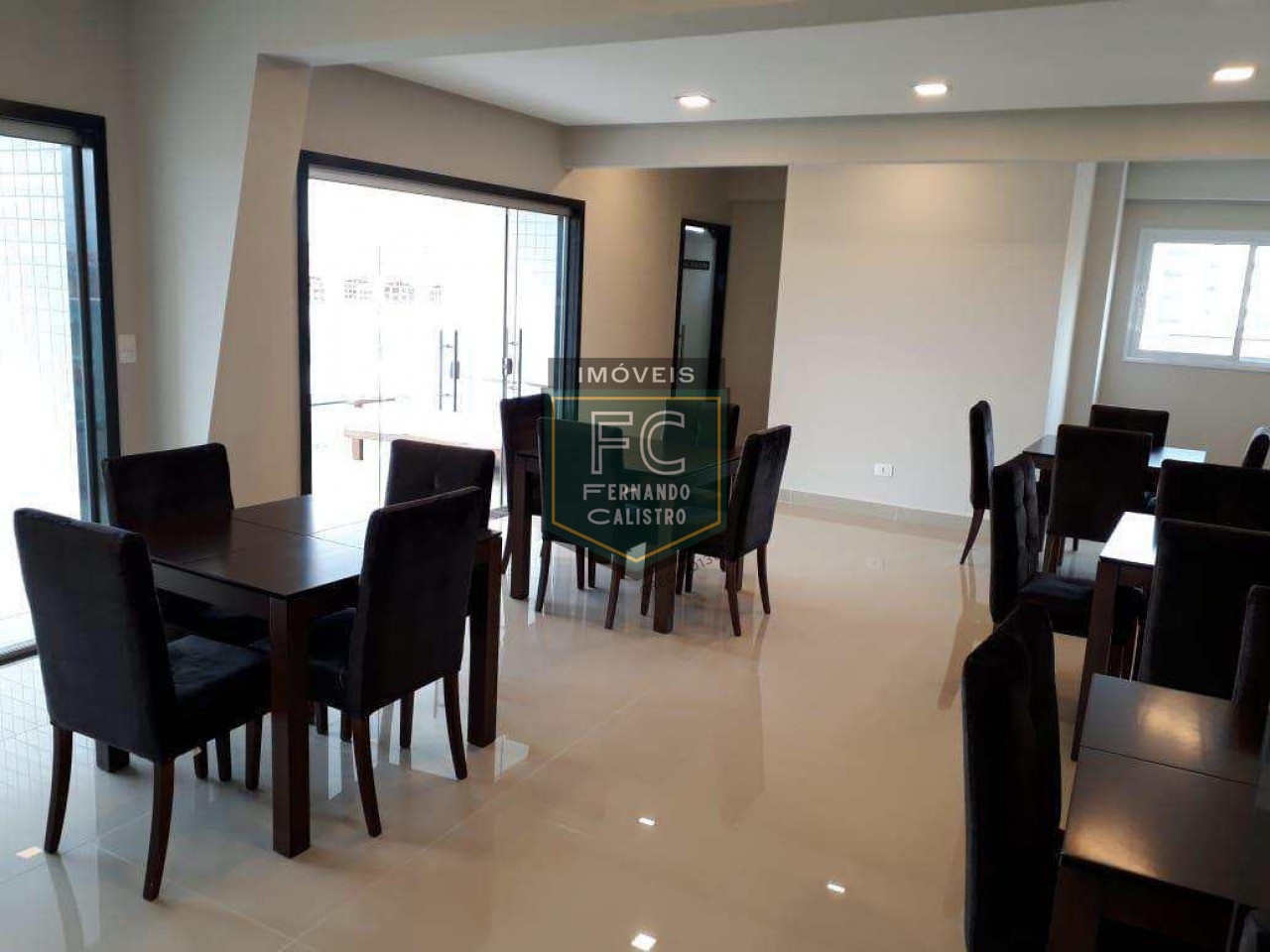 Apartamento alto padrão 3 dormitórios (1 suíte), varanda gourmet c/ churrasqueira, vista mar, condomínio c/ lazer completo, caiçara, praia grande sp