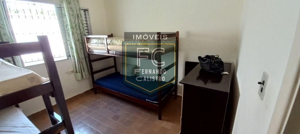 Casa térrea c/ piscina a passos da praia, 2 dormitórios, 2 banheiros, 3 vagas cobertas, $ imperdível, financiamento bancário, jd real, praia grande sp