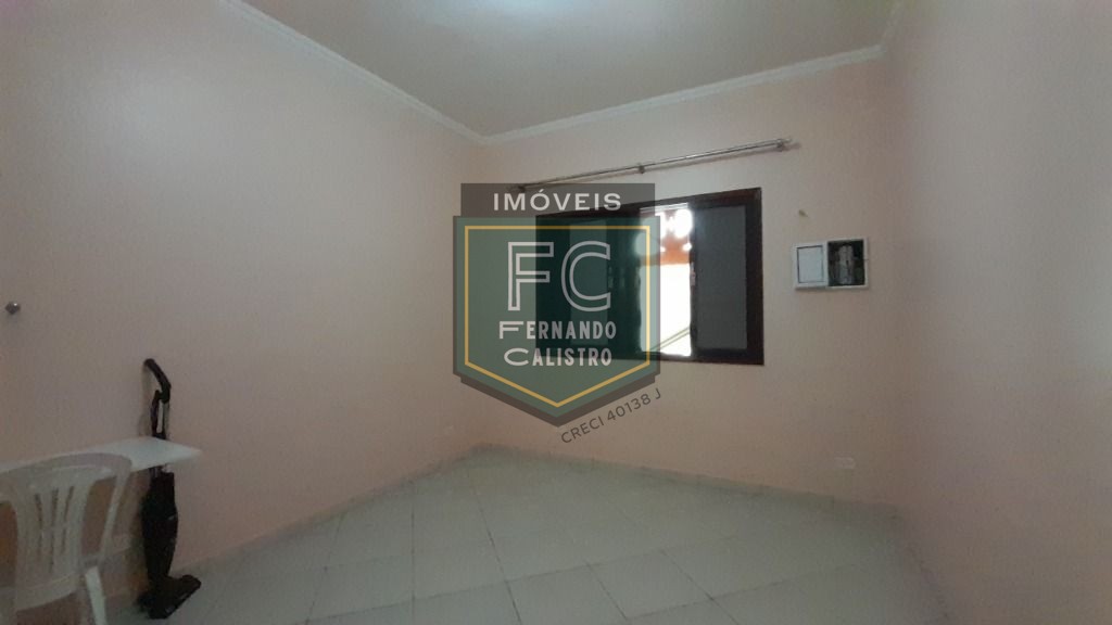 Casa térrea reformada 2 dormitórios edícula c/ wc, quintal c