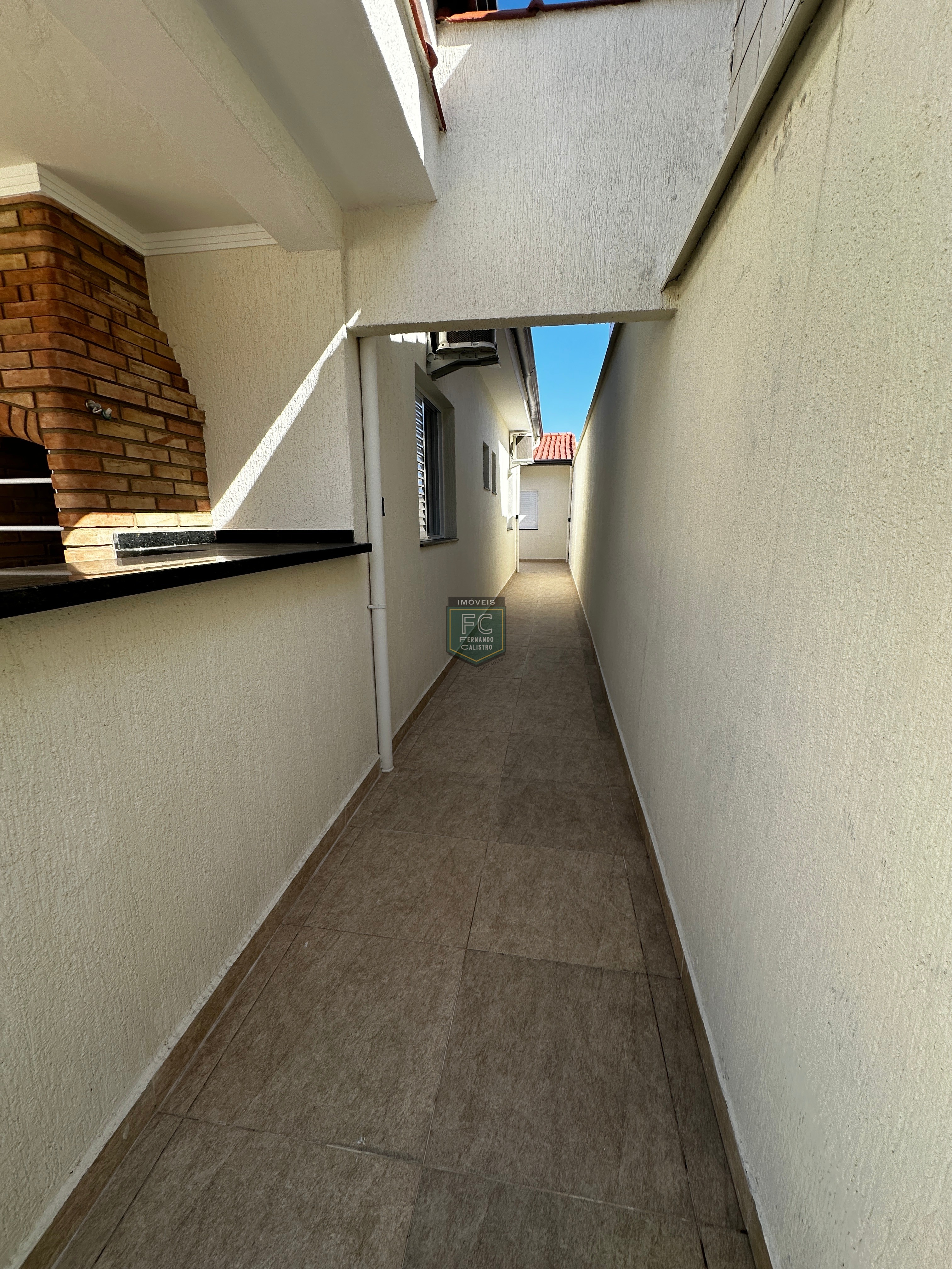 Casa lote inteiro 3 suítes (1 na edícula), mobiliada, ar con