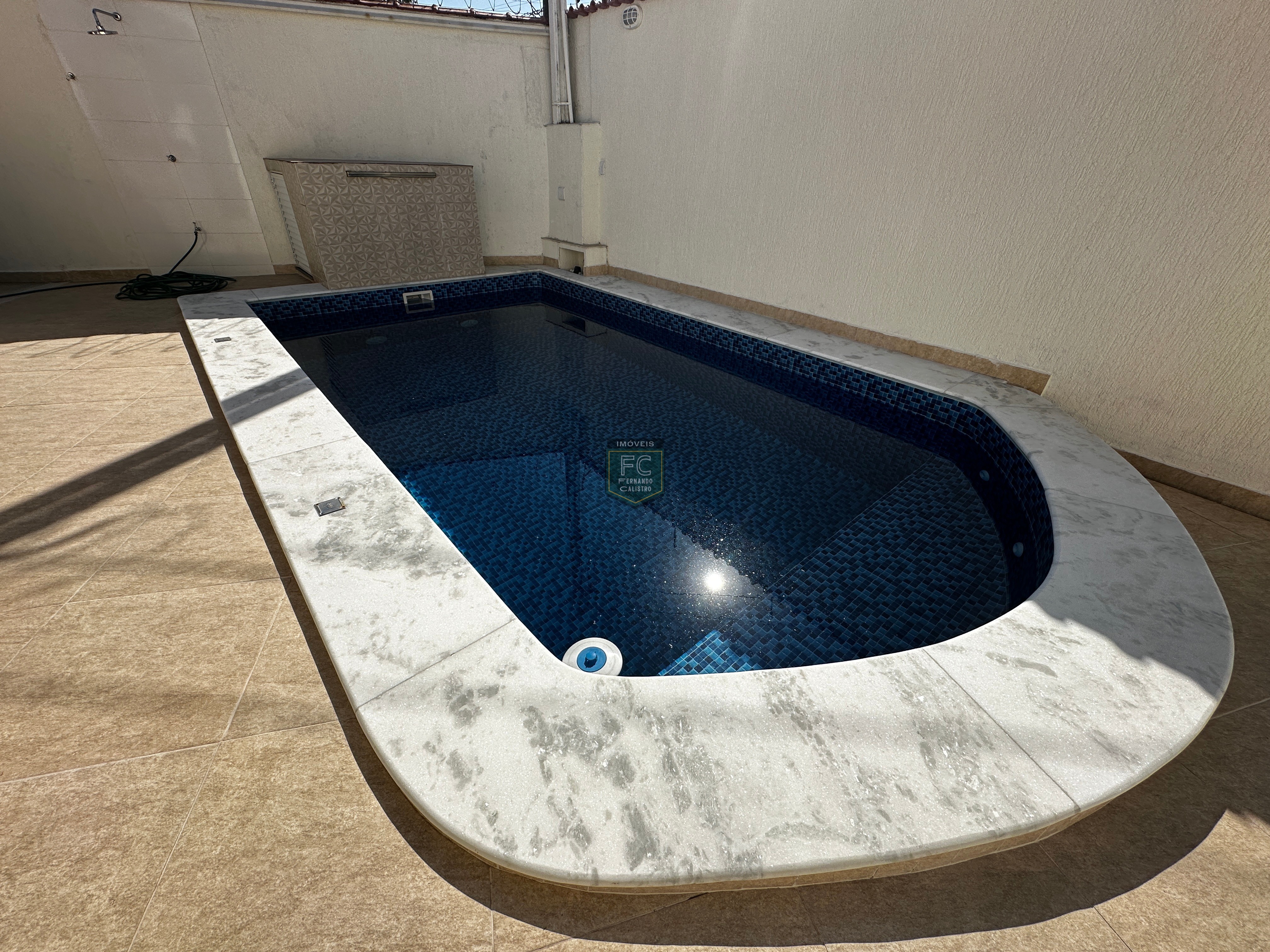 Casa Lote Inteiro 3 Suítes (1 na Edícula), Mobiliada, Ar Condicionado, Piscina, Espaço Gourmet, 3 Vagas, 35 mts da Praia, Bal Flórida, Praia Grande SP