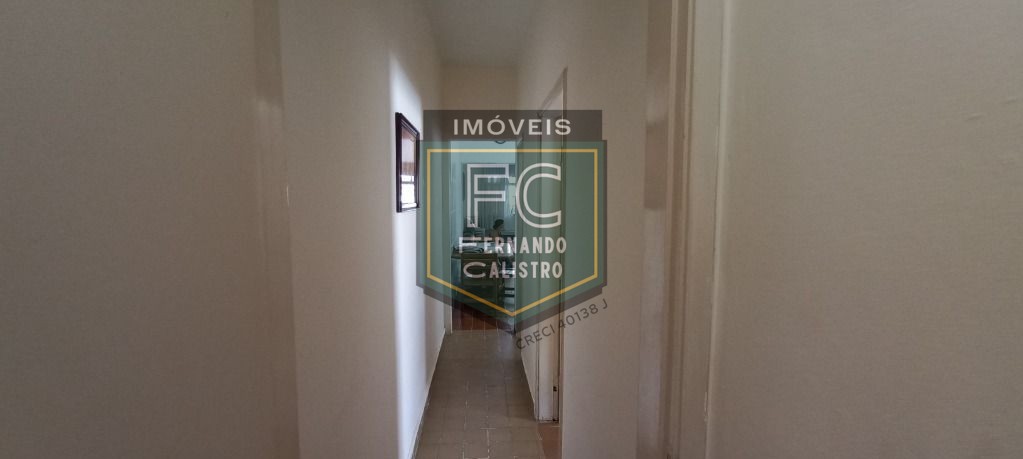 Casa térrea c/ piscina a passos da praia, 2 dormitórios, 2 banheiros, 3 vagas cobertas, $ imperdível, financiamento bancário, jd real, praia grande sp