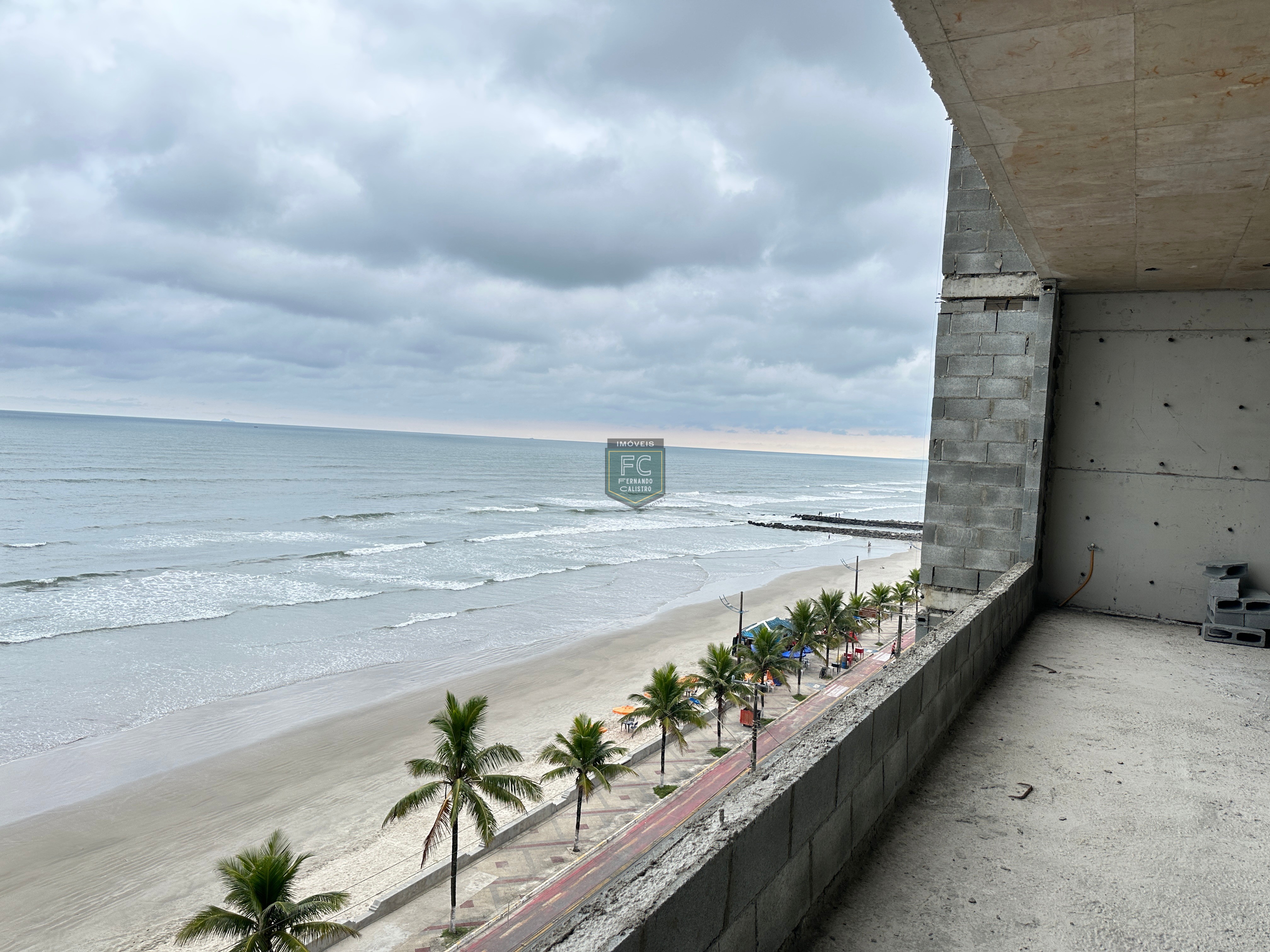 Apartamento 3 dormitórios (1 suíte) altíssimo padrão em obras, varanda gourmet frente mar, financia/permuta, local nobre, centro histórico mongaguá sp