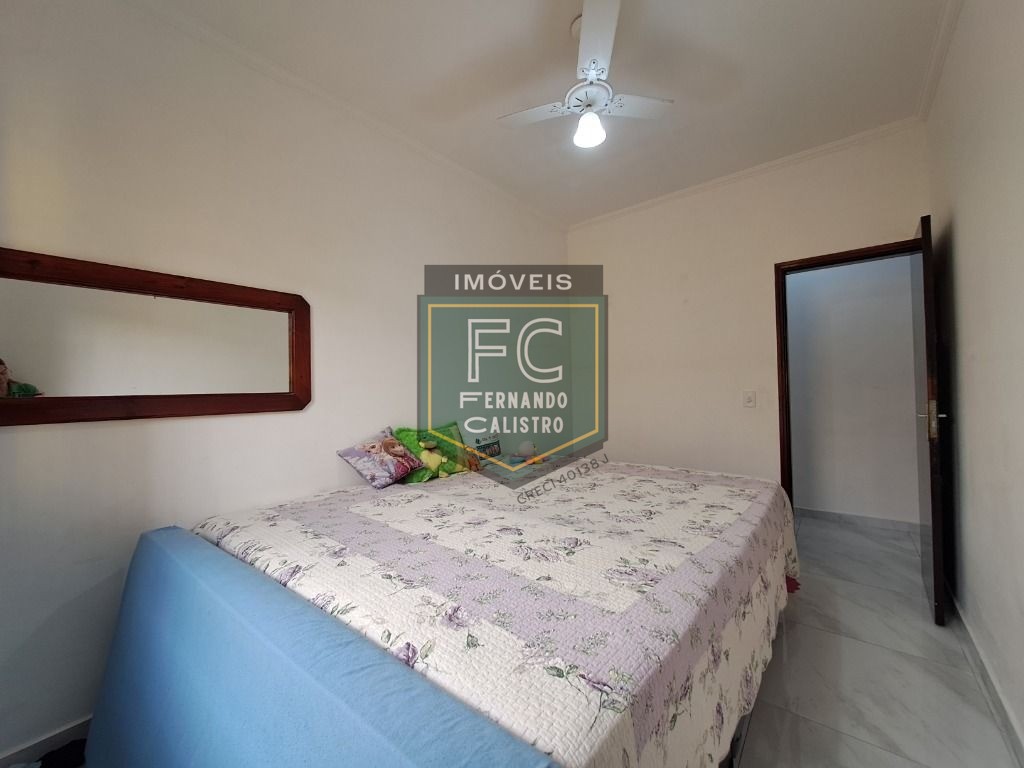 Linda Casa Térrea Reformada 2 Dormitórios, Área Coberta c/ Churrasqueira, 3 Vagas Cobertas, Financiamento Bancário, Viamar, V Caiçara, Praia Grande SP