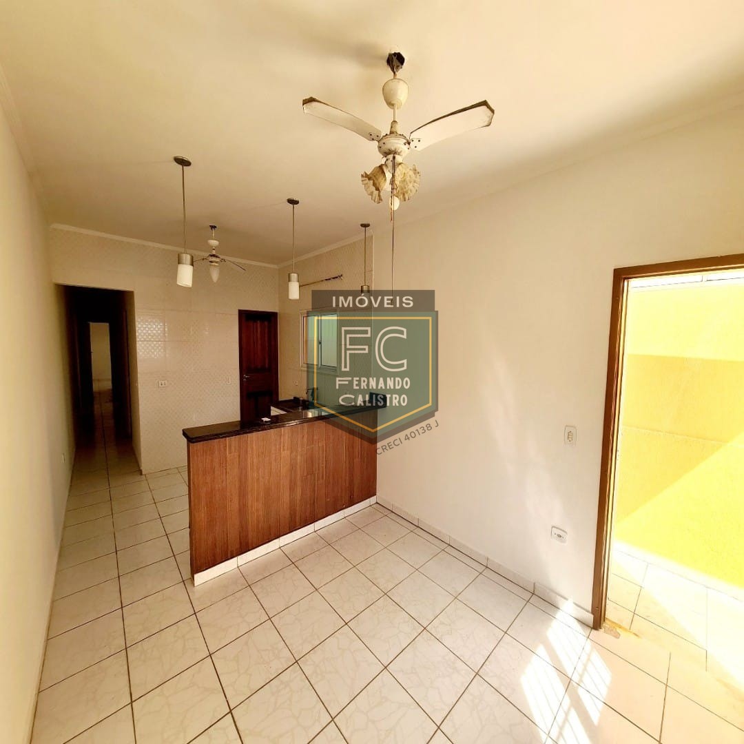 Casa térrea 3 dormitórios (1 suíte) reformada, área gourmet 