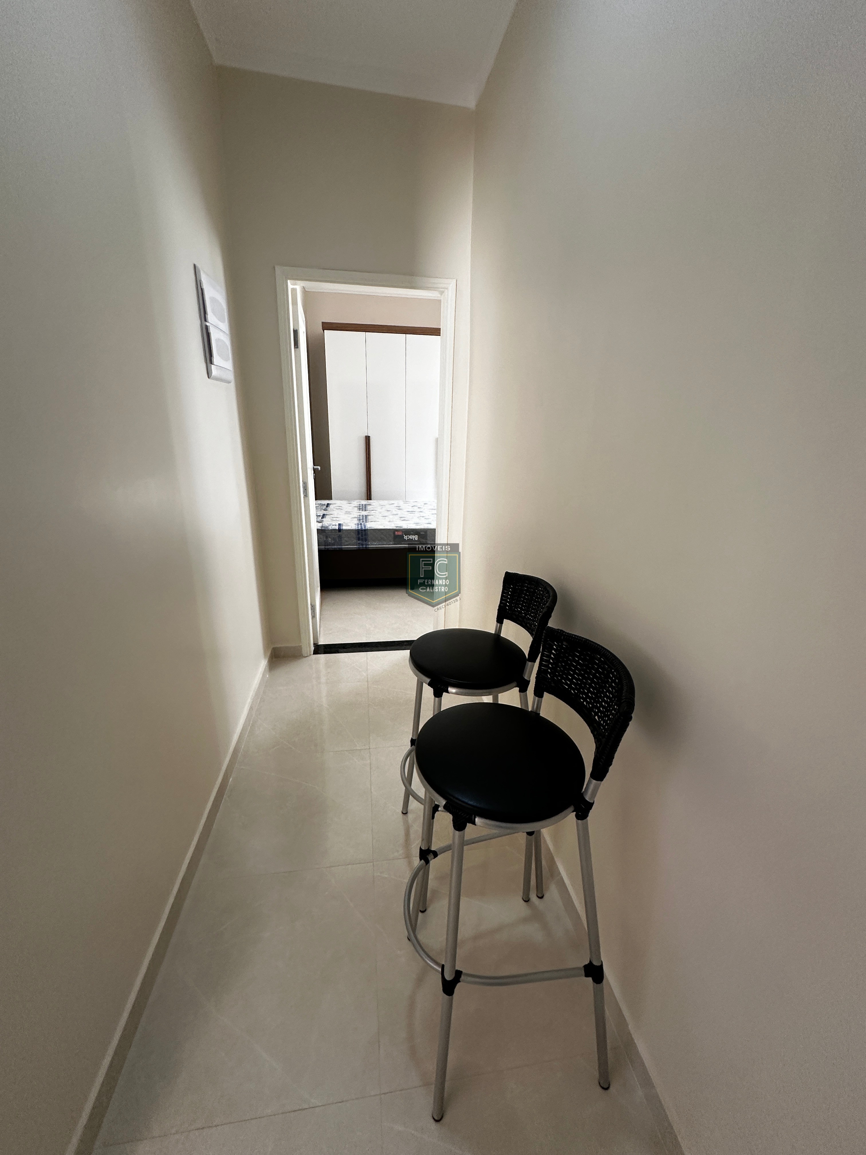 Casa lote inteiro 3 suítes (1 na edícula), mobiliada, ar con