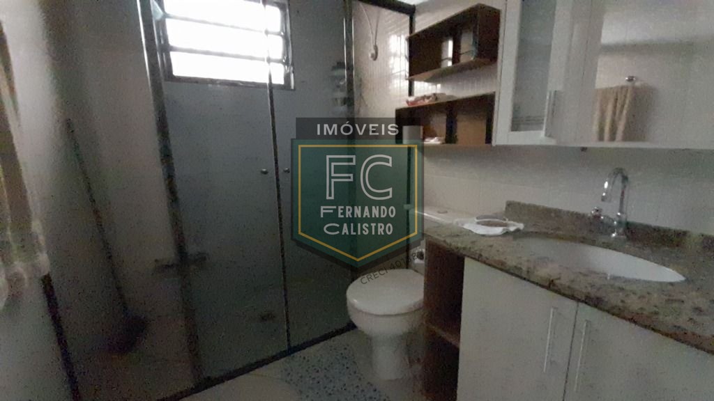 Casa térrea reformada 2 dormitórios edícula c/ wc, quintal c