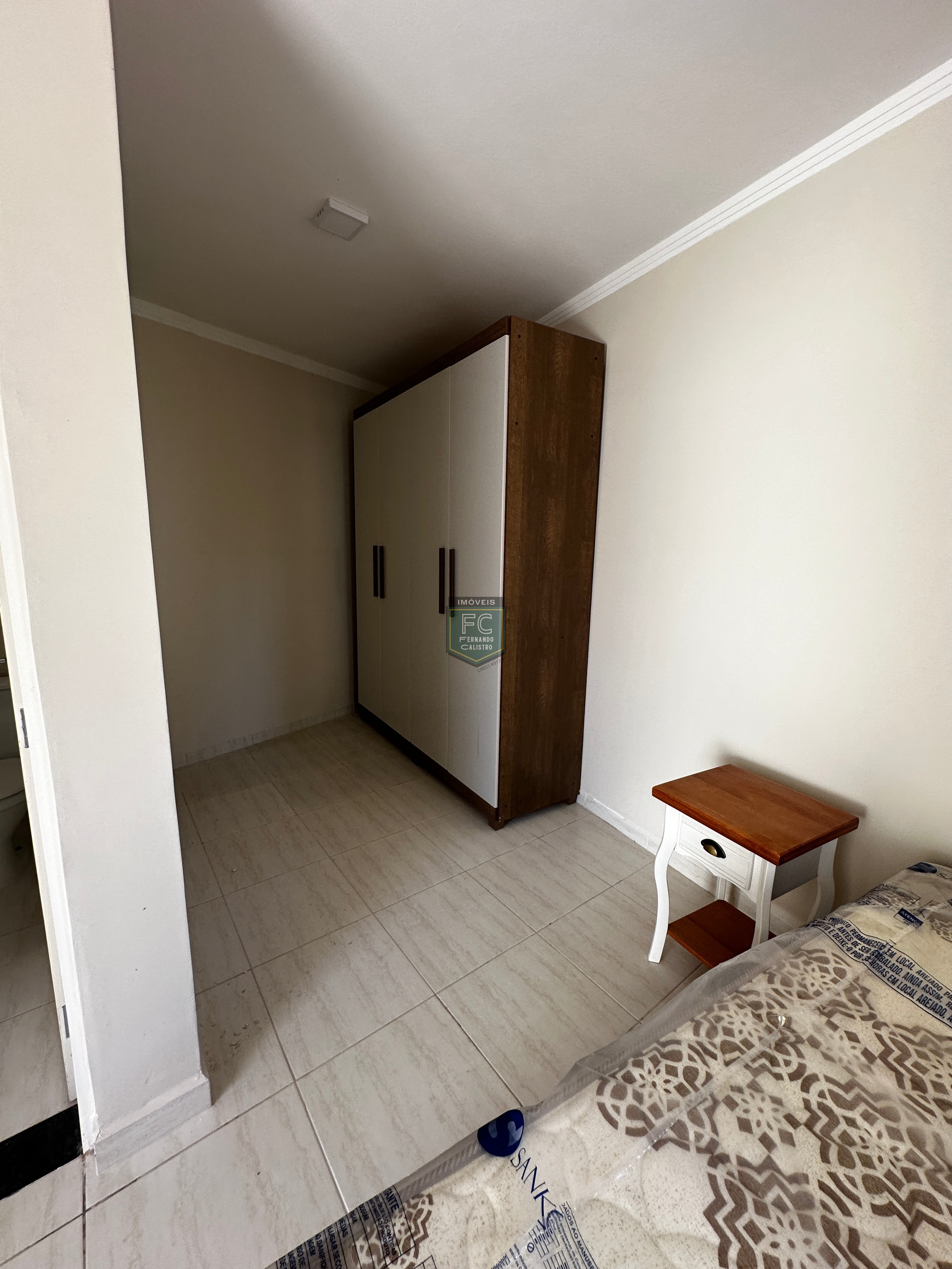 Casa Lote Inteiro 3 Suítes (1 na Edícula), Mobiliada, Ar Condicionado, Piscina, Espaço Gourmet, 3 Vagas, 35 mts da Praia, Bal Flórida, Praia Grande SP