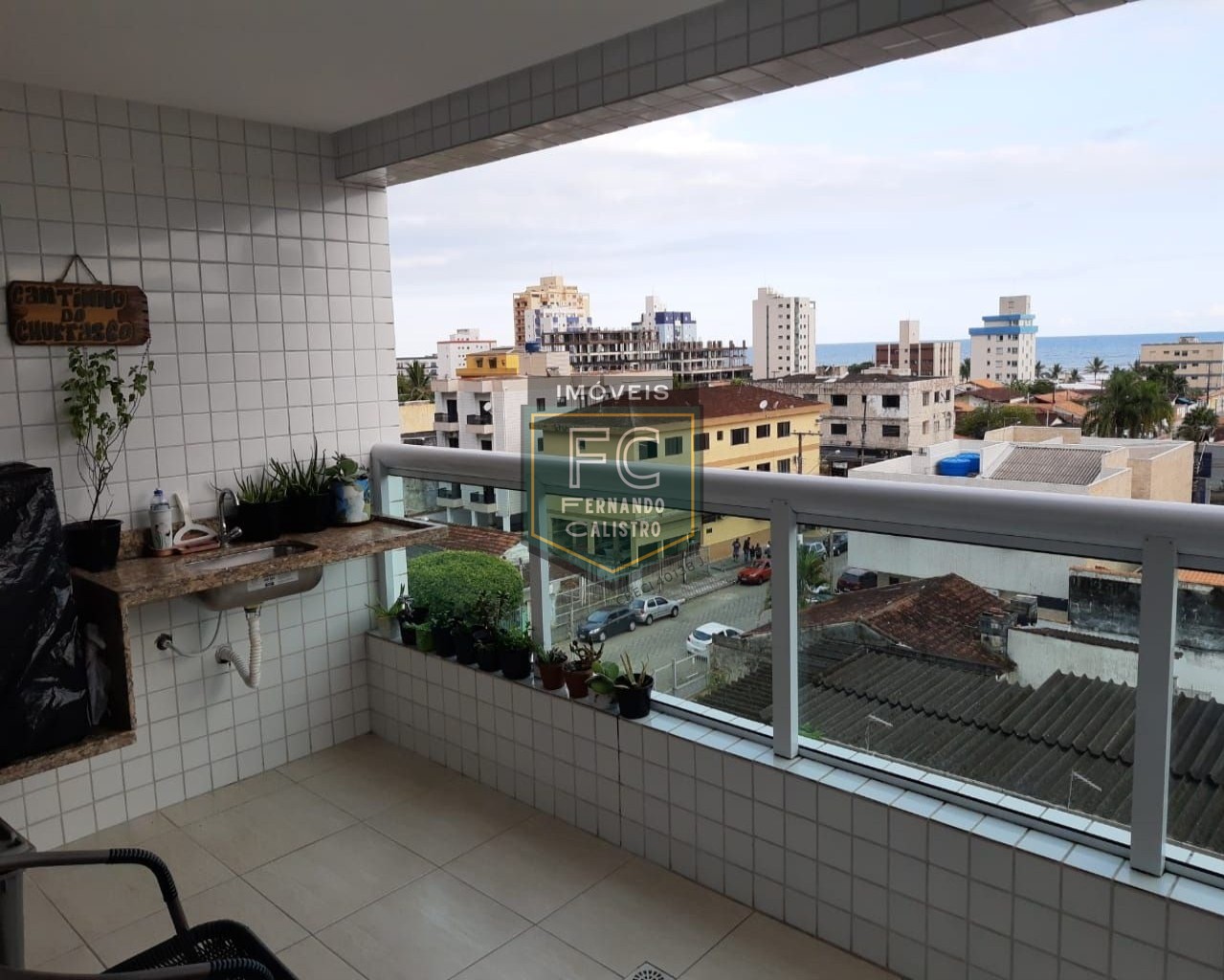 Apartamento 2 dormitórios planejado, varanda gourmet c/ vista p/ o mar, 65m², lazer completo no condomínio, financia, local nobre, centro, mongaguá sp