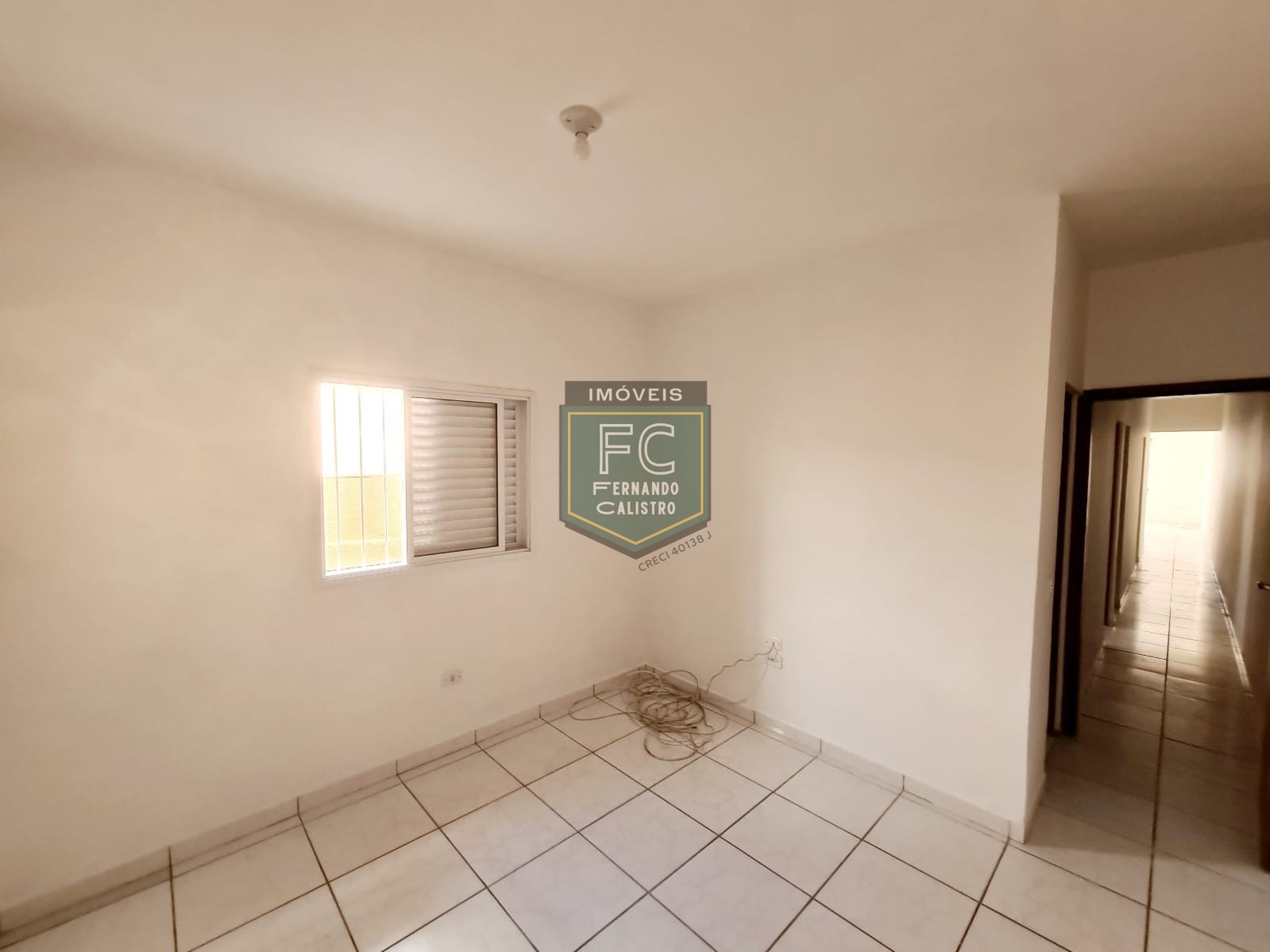 Casa Térrea 3 Dormitórios (1 Suíte) Reformada, Área Gourmet Coberta c/ Churrasqueira, 2 Vagas, 50 mts da Praia, Financia, Sta Eugênia, Mongaguá SP