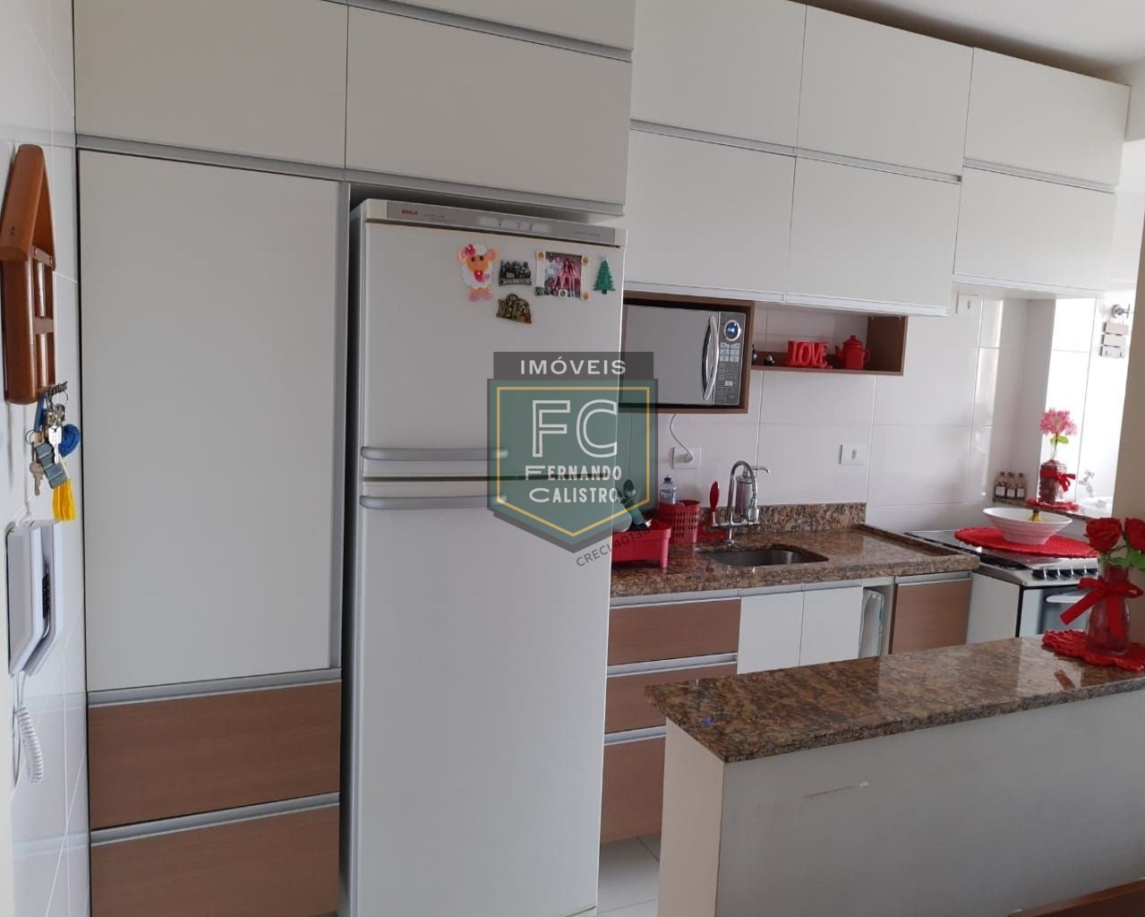Apartamento 2 dormitórios planejado, varanda gourmet c/ vista p/ o mar, 65m², lazer completo no condomínio, financia, local nobre, centro, mongaguá sp