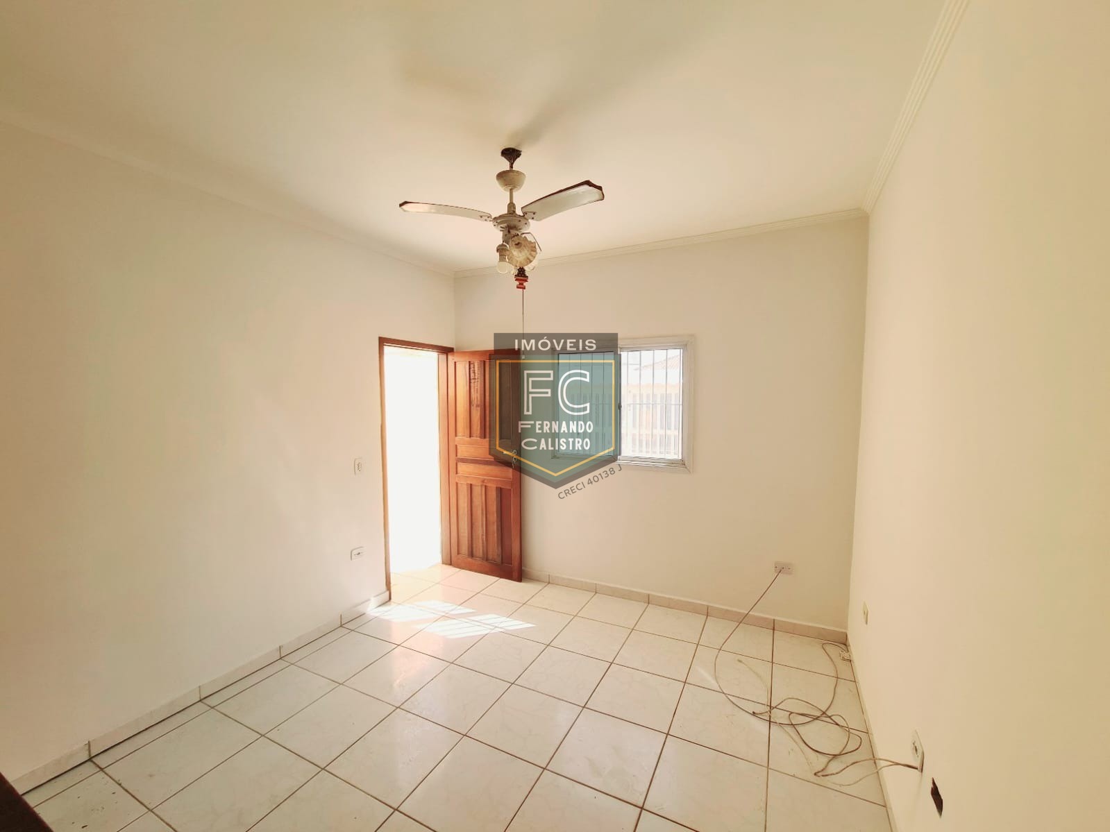 Casa térrea 3 dormitórios (1 suíte) reformada, área gourmet 