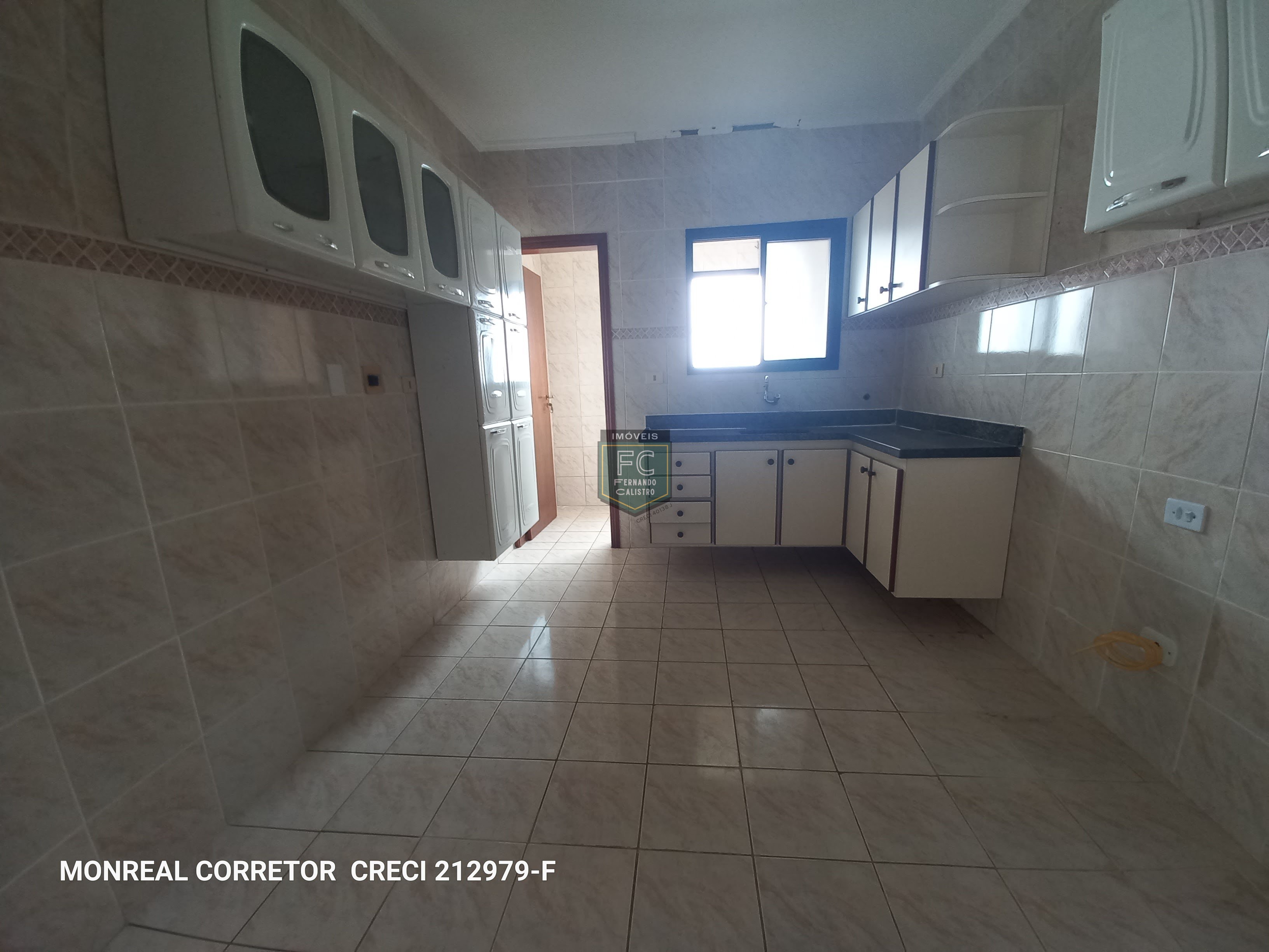 Apartamento alto padrão 1 dormitório, 57 m², varanda envidraçada c/ vista p/ o mar, 100 mts da praia, financiamento, permuta, vera cruz, mongaguá - sp