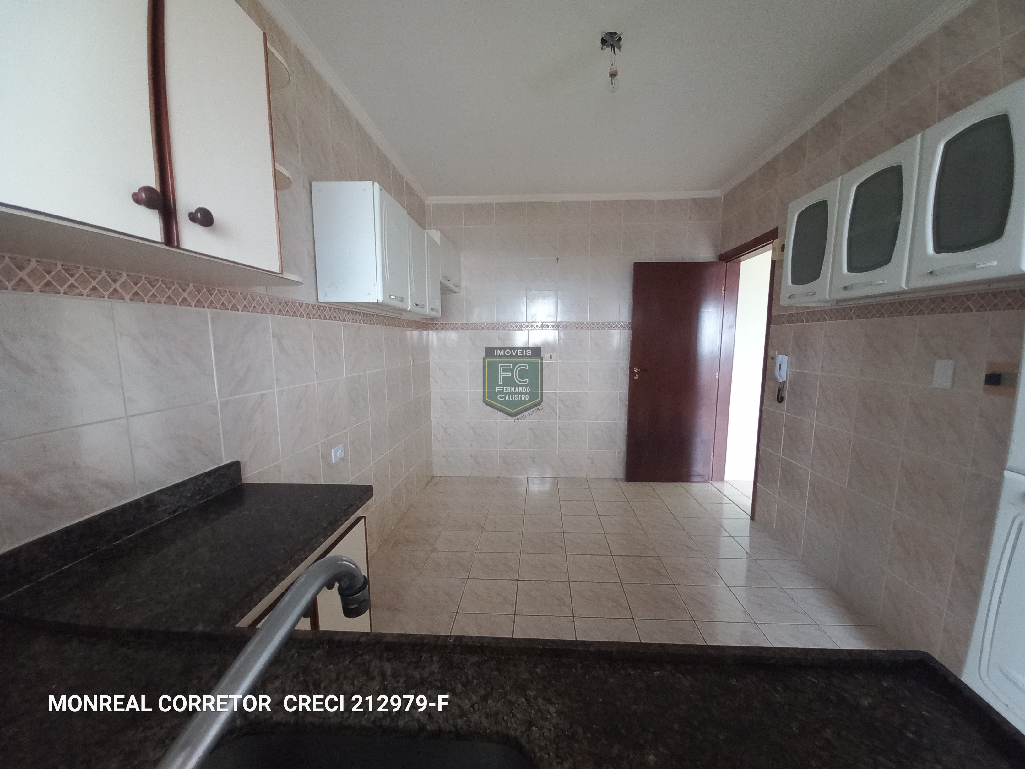 Apartamento alto padrão 1 dormitório, 57 m², varanda envidraçada c/ vista p/ o mar, 100 mts da praia, financiamento, permuta, vera cruz, mongaguá - sp