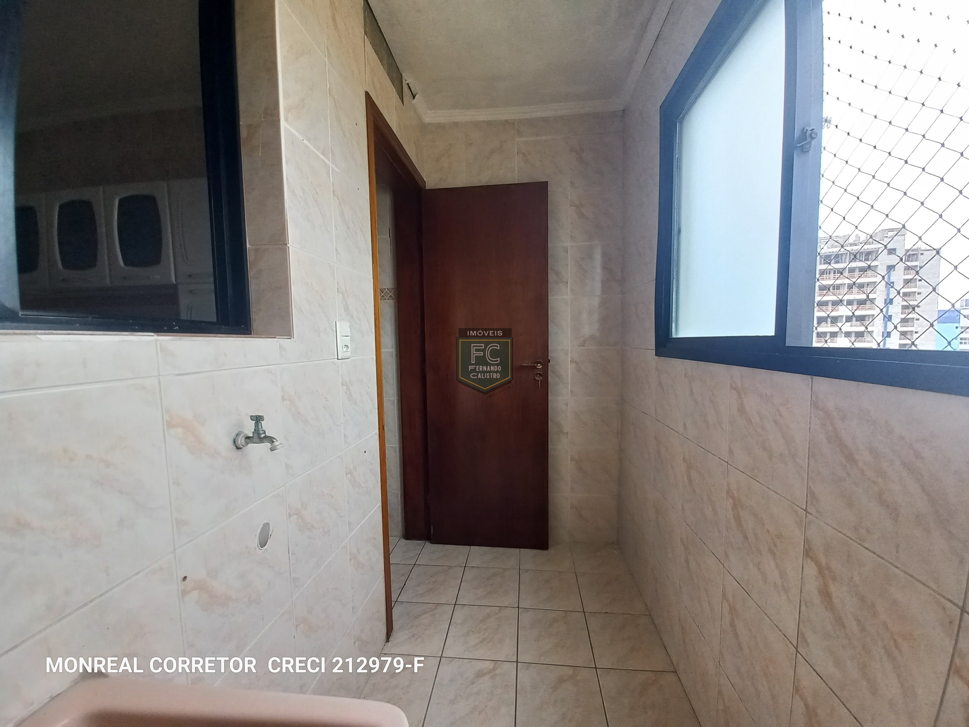Apartamento alto padrão 1 dormitório, 57 m², varanda envidraçada c/ vista p/ o mar, 100 mts da praia, financiamento, permuta, vera cruz, mongaguá - sp