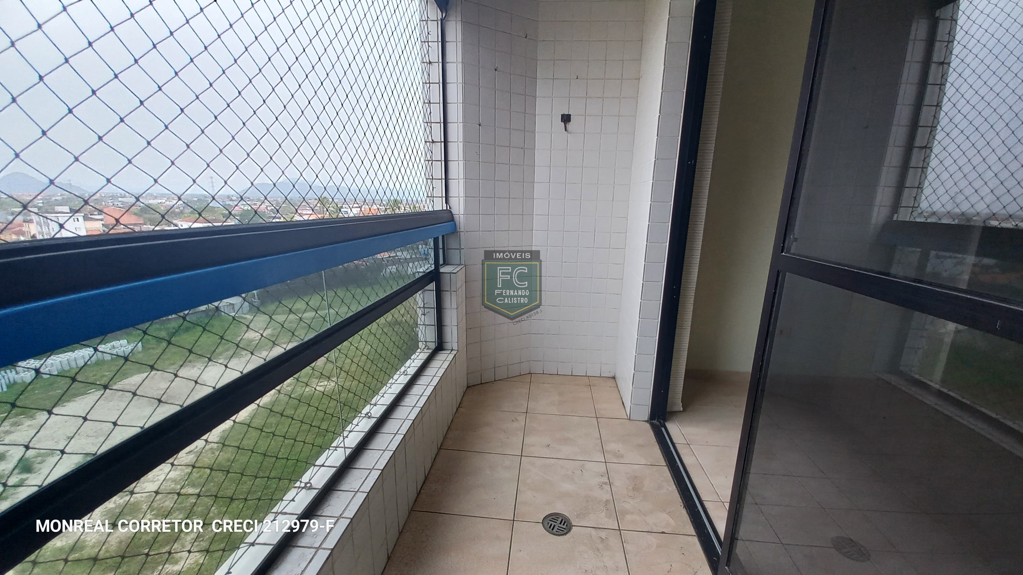 Apartamento alto padrão 1 dormitório, 57 m², varanda envidraçada c/ vista p/ o mar, 100 mts da praia, financiamento, permuta, vera cruz, mongaguá - sp
