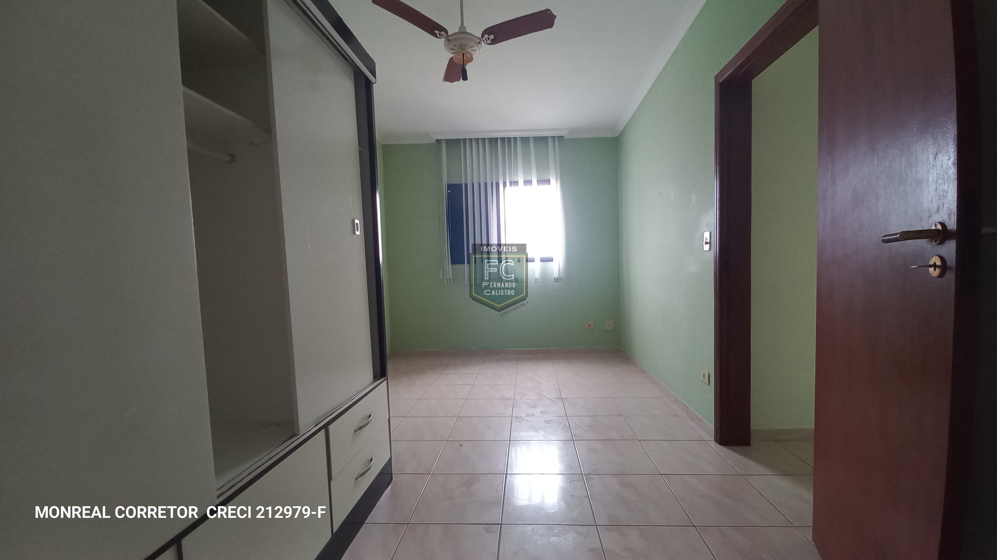 Apartamento alto padrão 1 dormitório, 57 m², varanda envidraçada c/ vista p/ o mar, 100 mts da praia, financiamento, permuta, vera cruz, mongaguá - sp