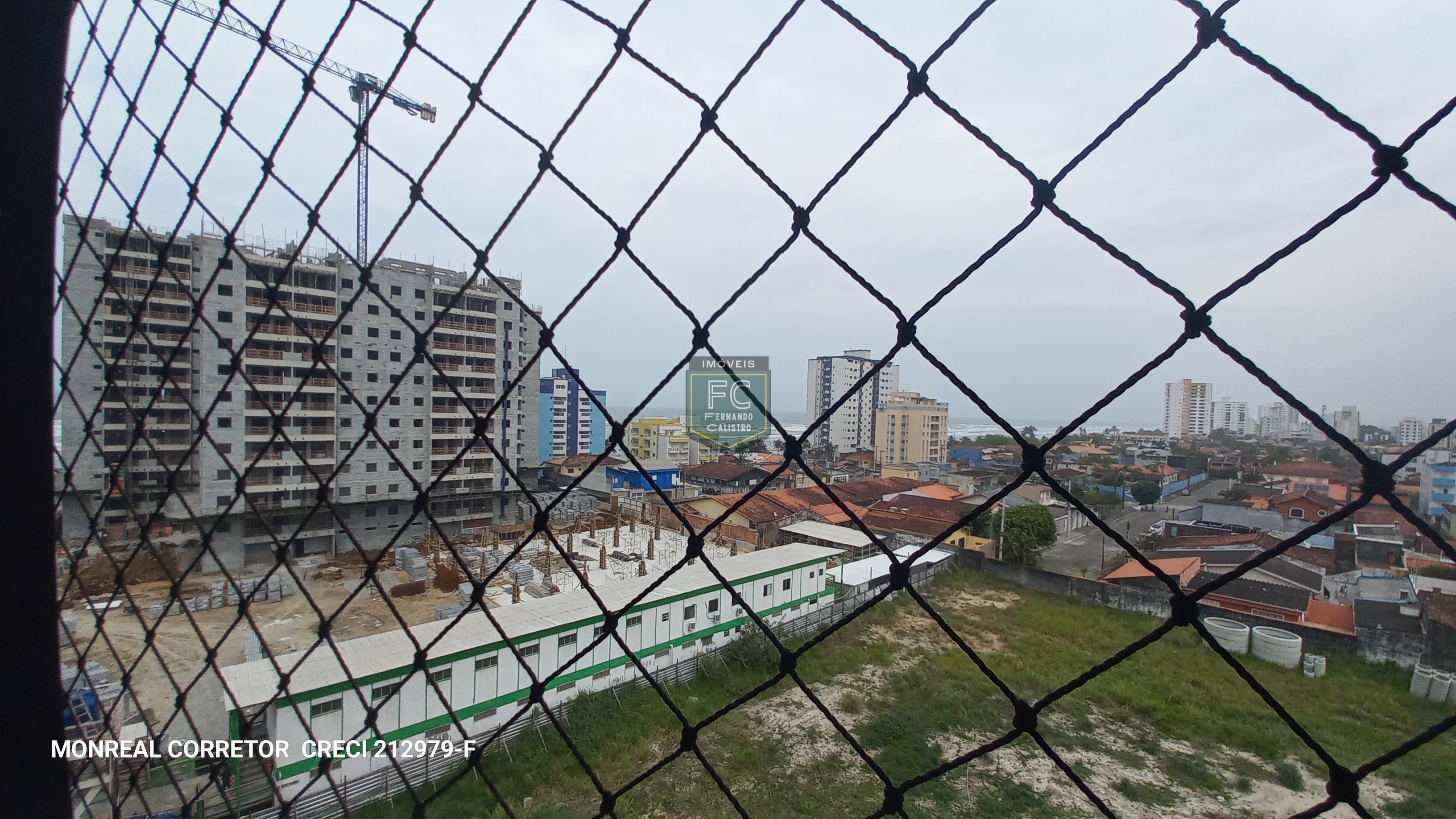 Apartamento alto padrão 1 dormitório, 57 m², varanda envidraçada c/ vista p/ o mar, 100 mts da praia, financiamento, permuta, vera cruz, mongaguá - sp