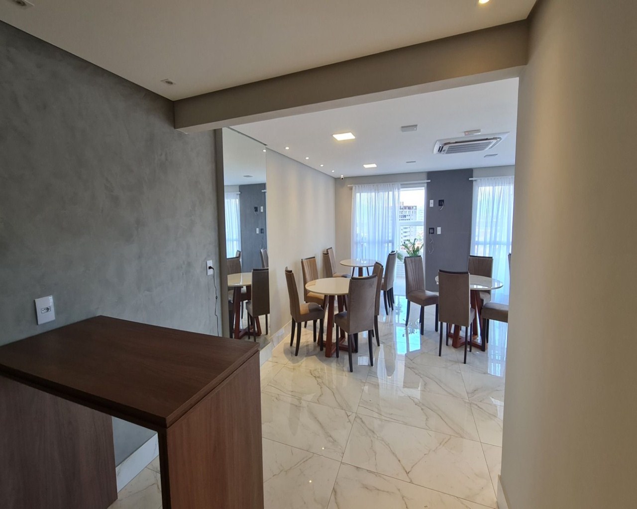 Oportunidade!!! apto 01 dorm., localização privilegiada à venda, 53 m² - vila guilhermina - praia grande/sp.