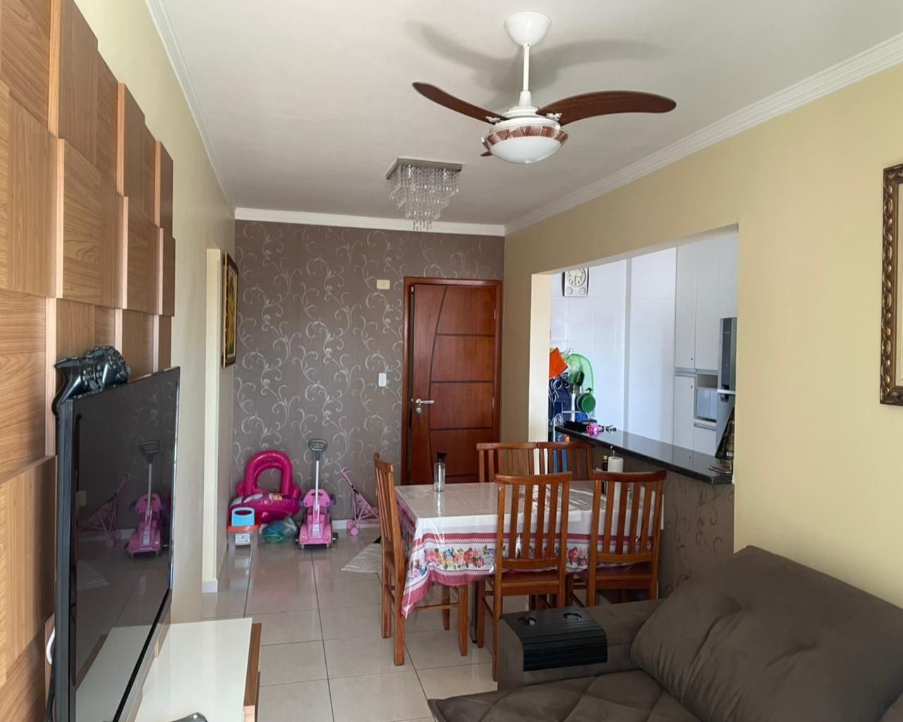 Apto mobiliado, pé na areia, c/ 2 dorm., 78 m² - caiçara - praia grande/sp
