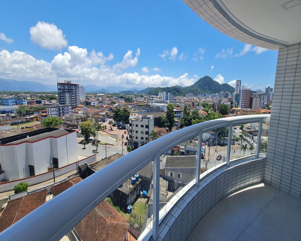 Oportunidade!!! apto 01 dorm., localização privilegiada à venda, 53 m² - vila guilhermina - praia grande/sp.