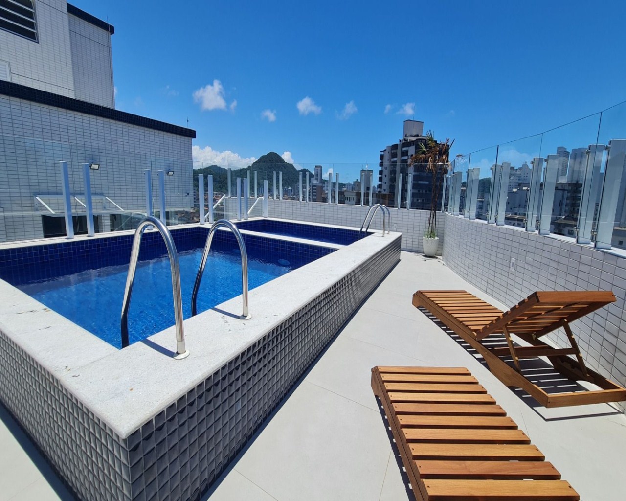 Oportunidade!!! apto 01 dorm., localização privilegiada à venda, 53 m² - vila guilhermina - praia grande/sp.