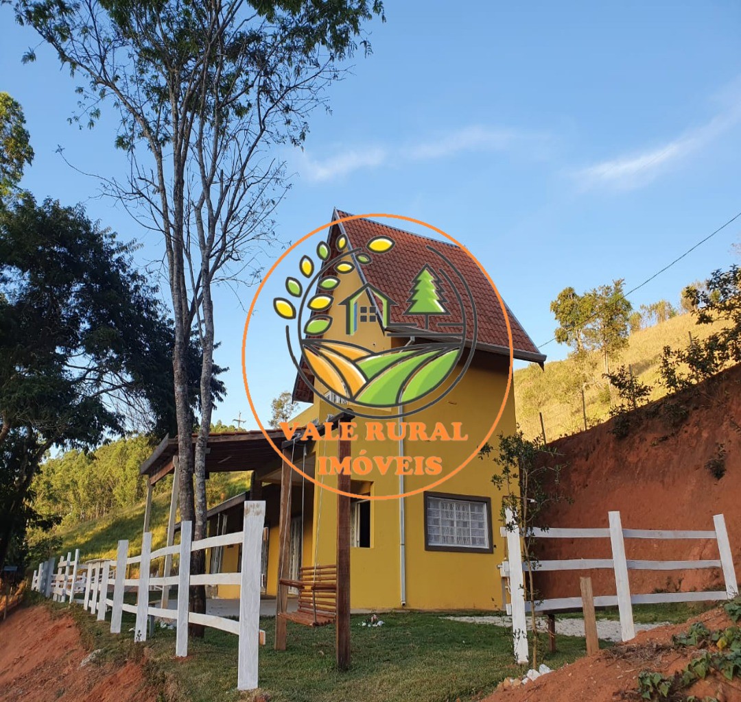 Chácara, 3 quartos, 4000 m² - Foto 1