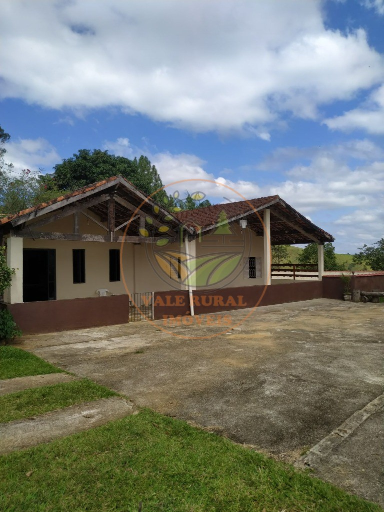 Sítio, 2 quartos, 8 m² - Foto 1