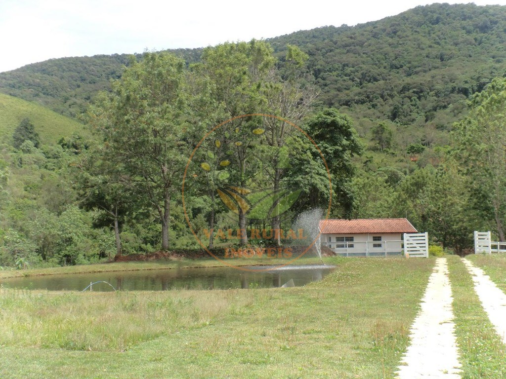 Sítio, 2 quartos, 4 m² - Foto 3