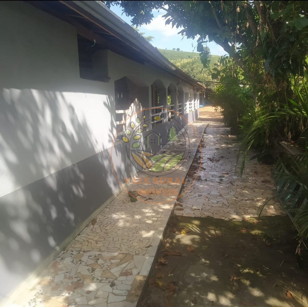 Sítio, 3 quartos, 23000 m² - Foto 1