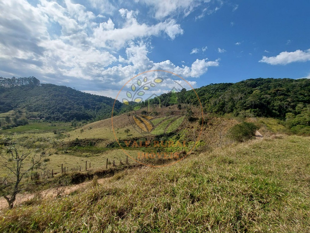 Fazenda, 2 quartos - Foto 17