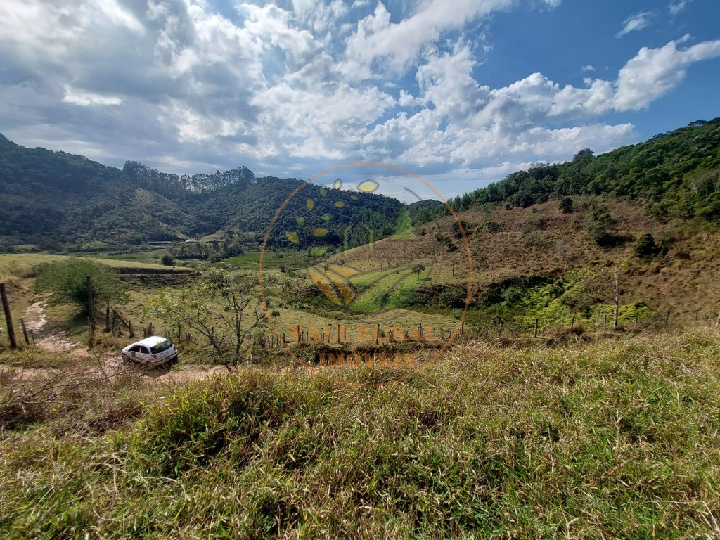 Fazenda, 2 quartos - Foto 15